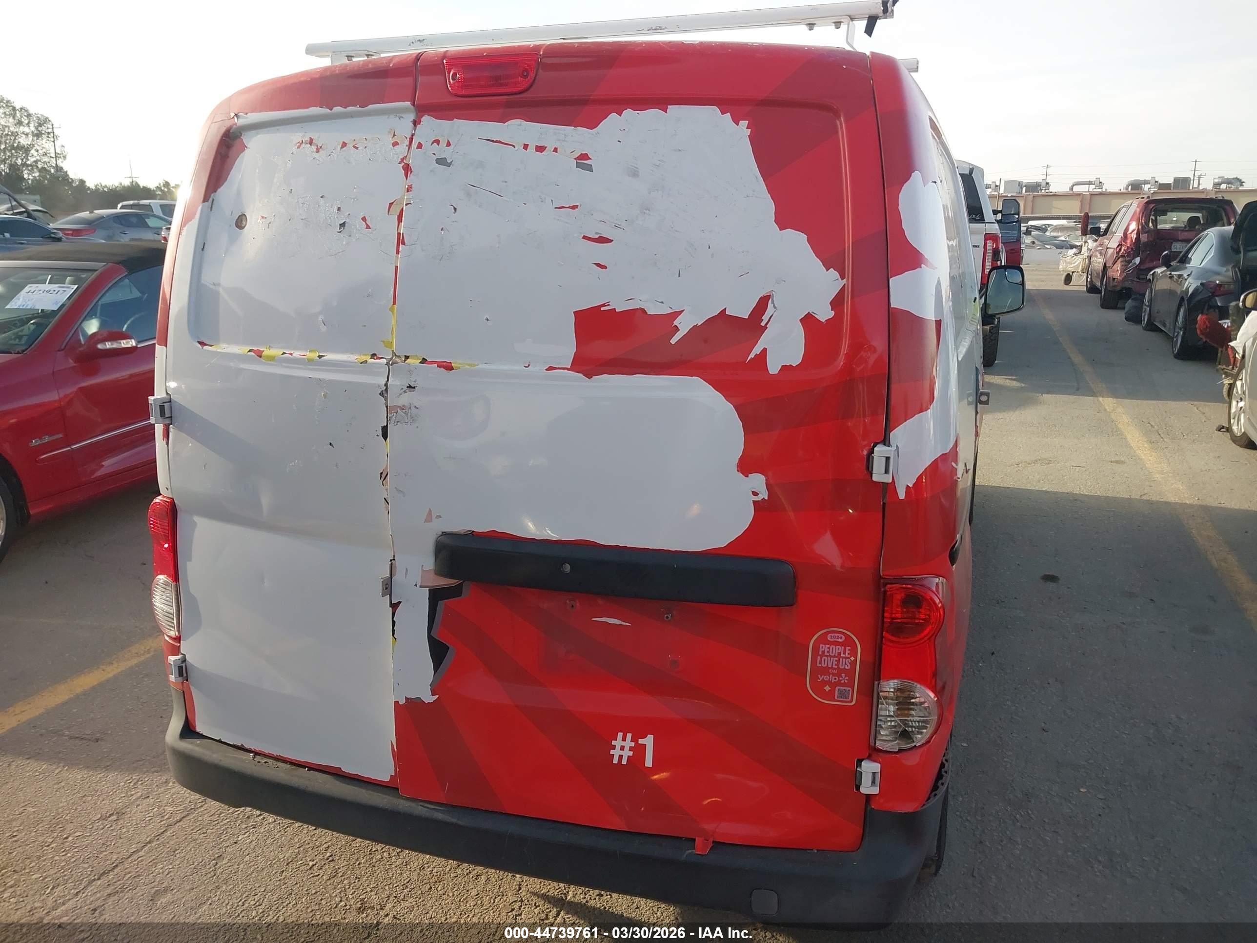 NISSAN NV200 image 6
