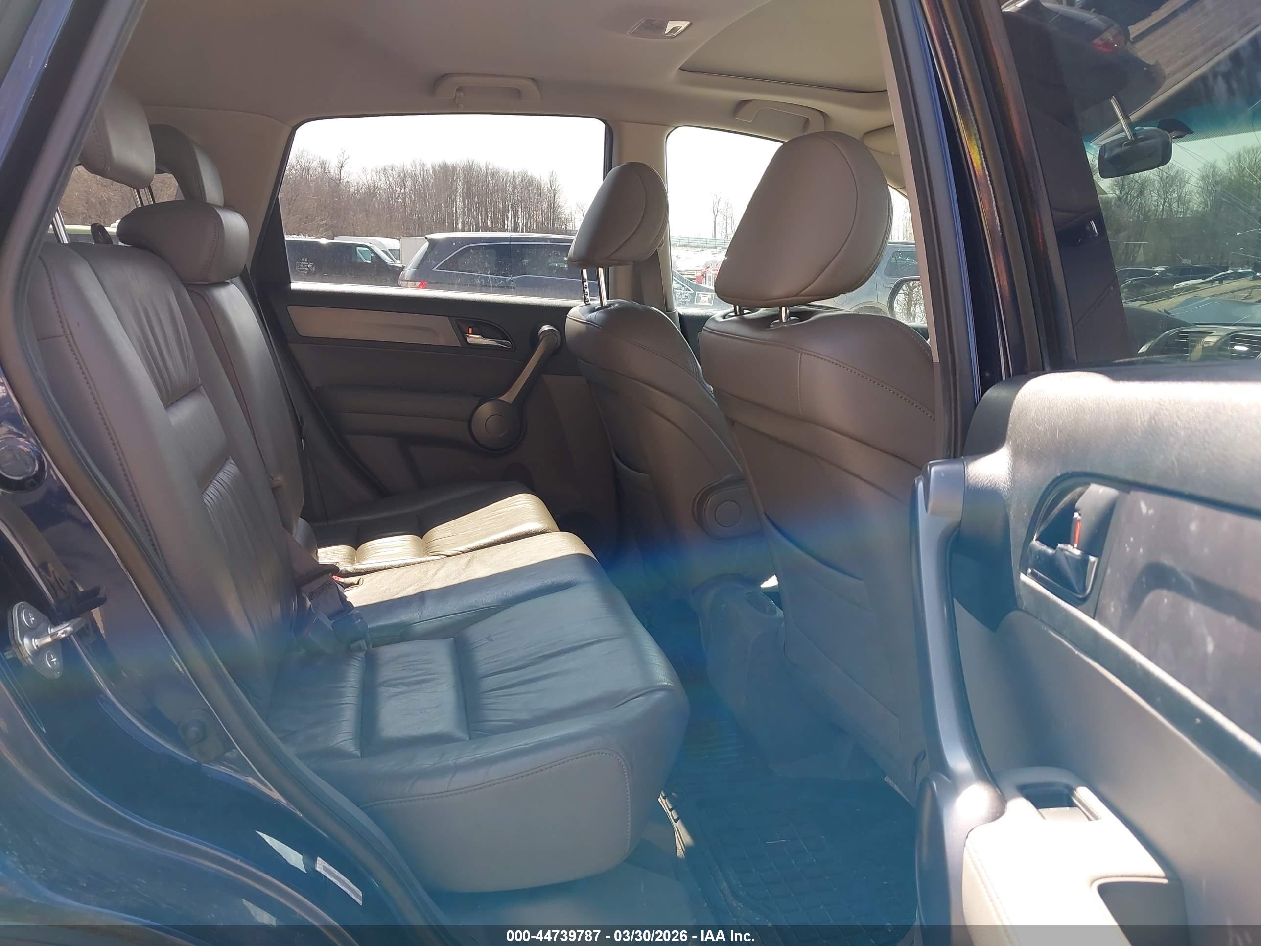 HONDA CR-V image 8