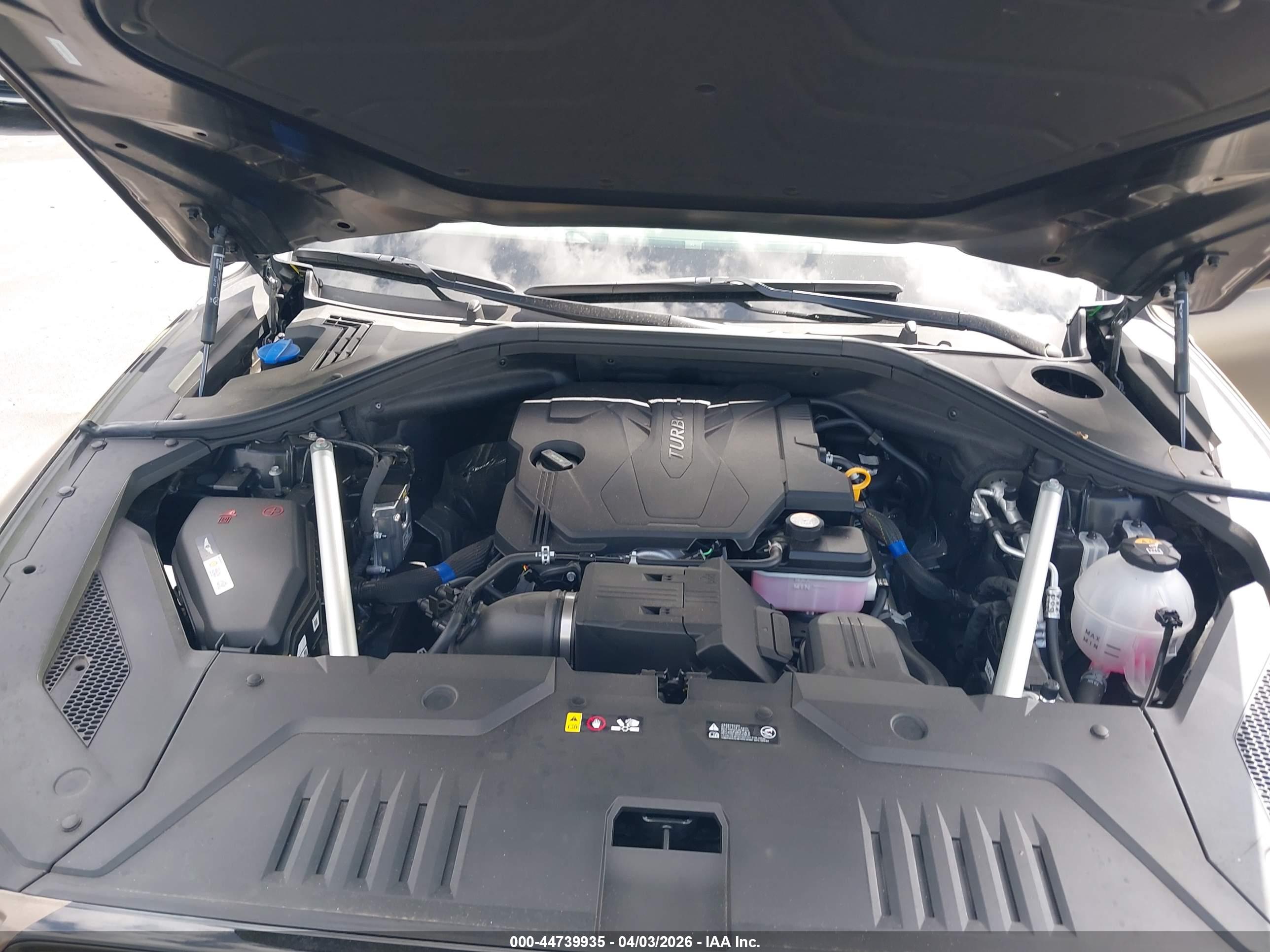 GENESIS GV70 image 10