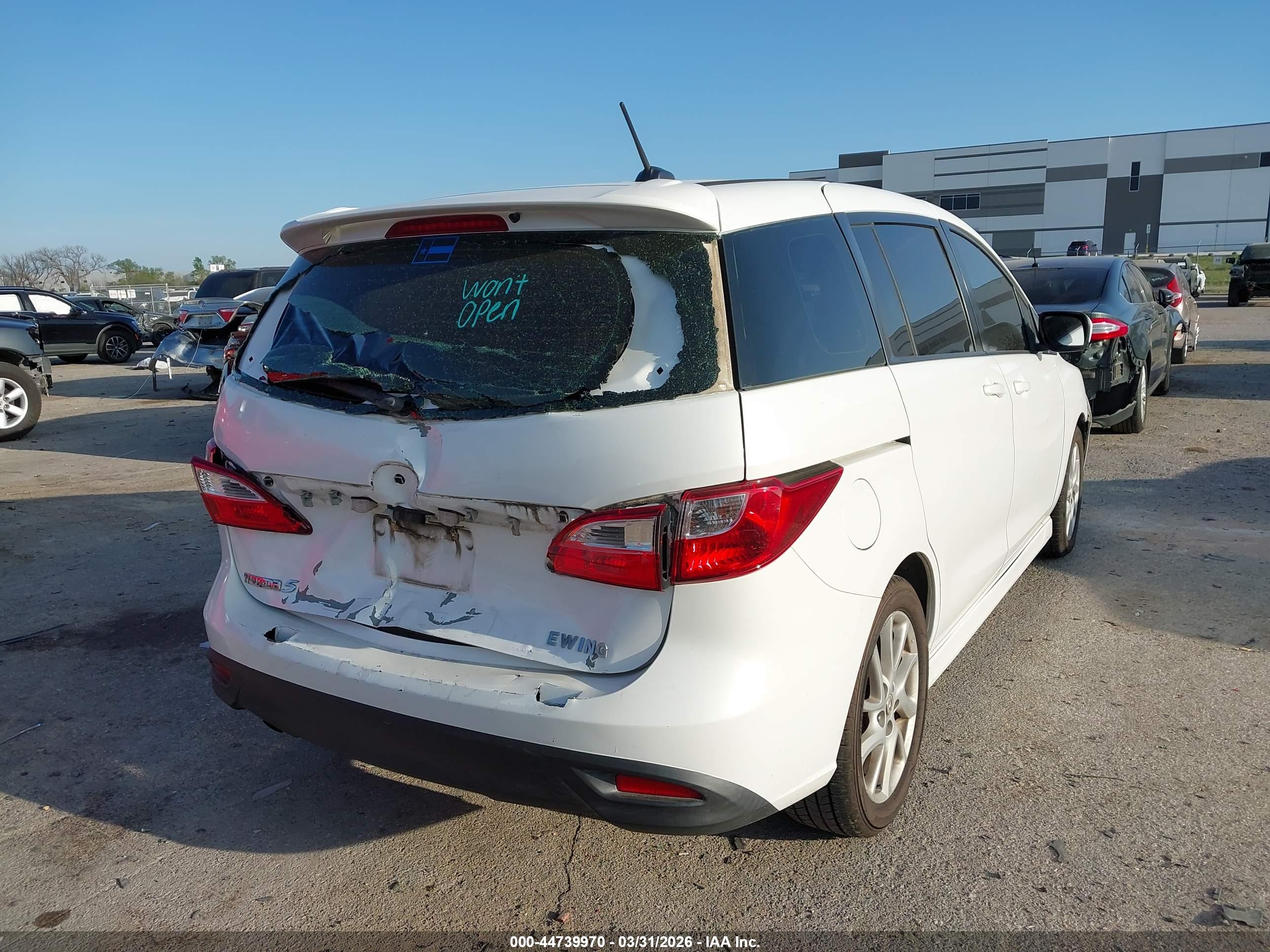 MAZDA MAZDA5 image 4