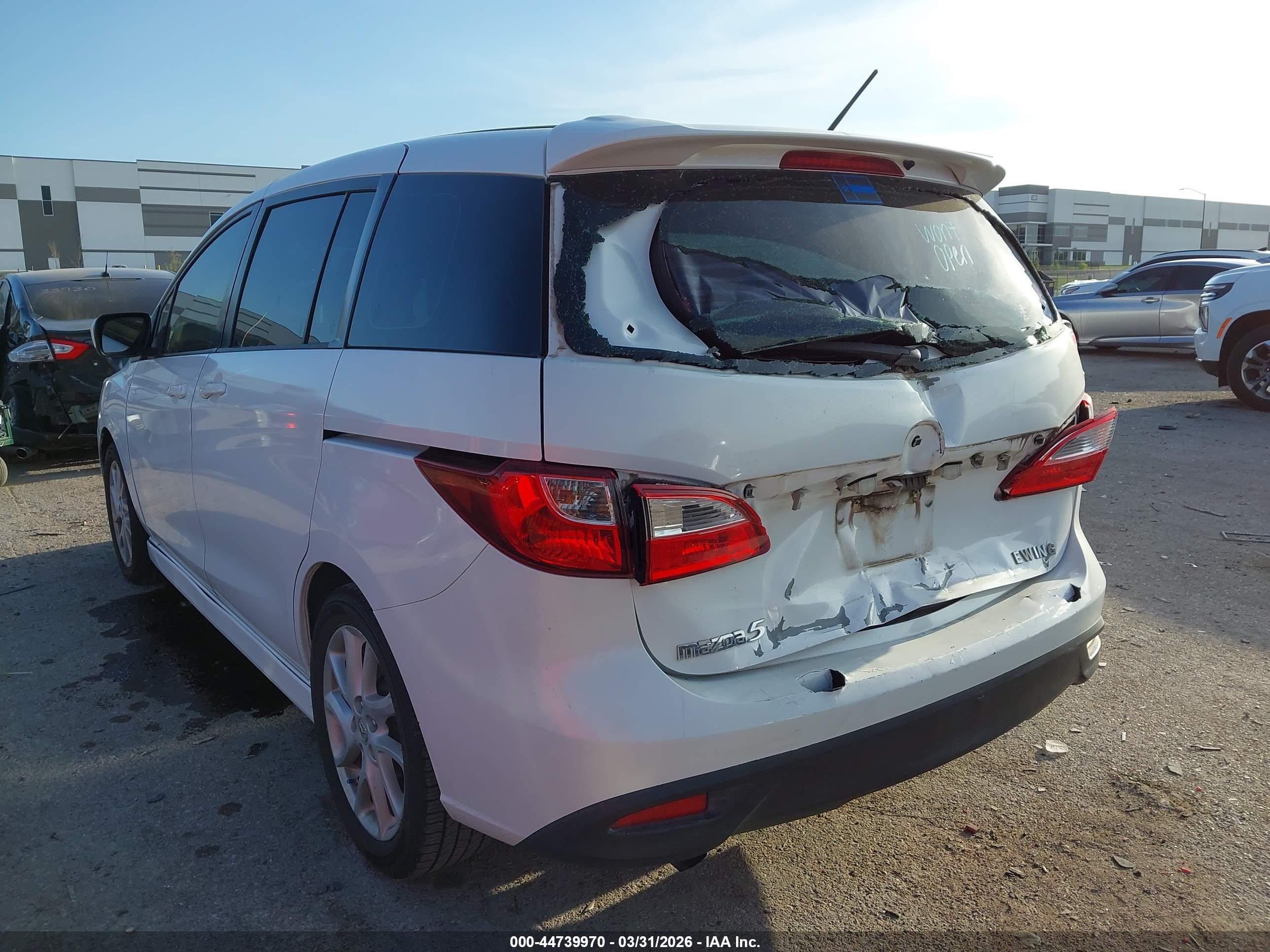 MAZDA MAZDA5 image 6