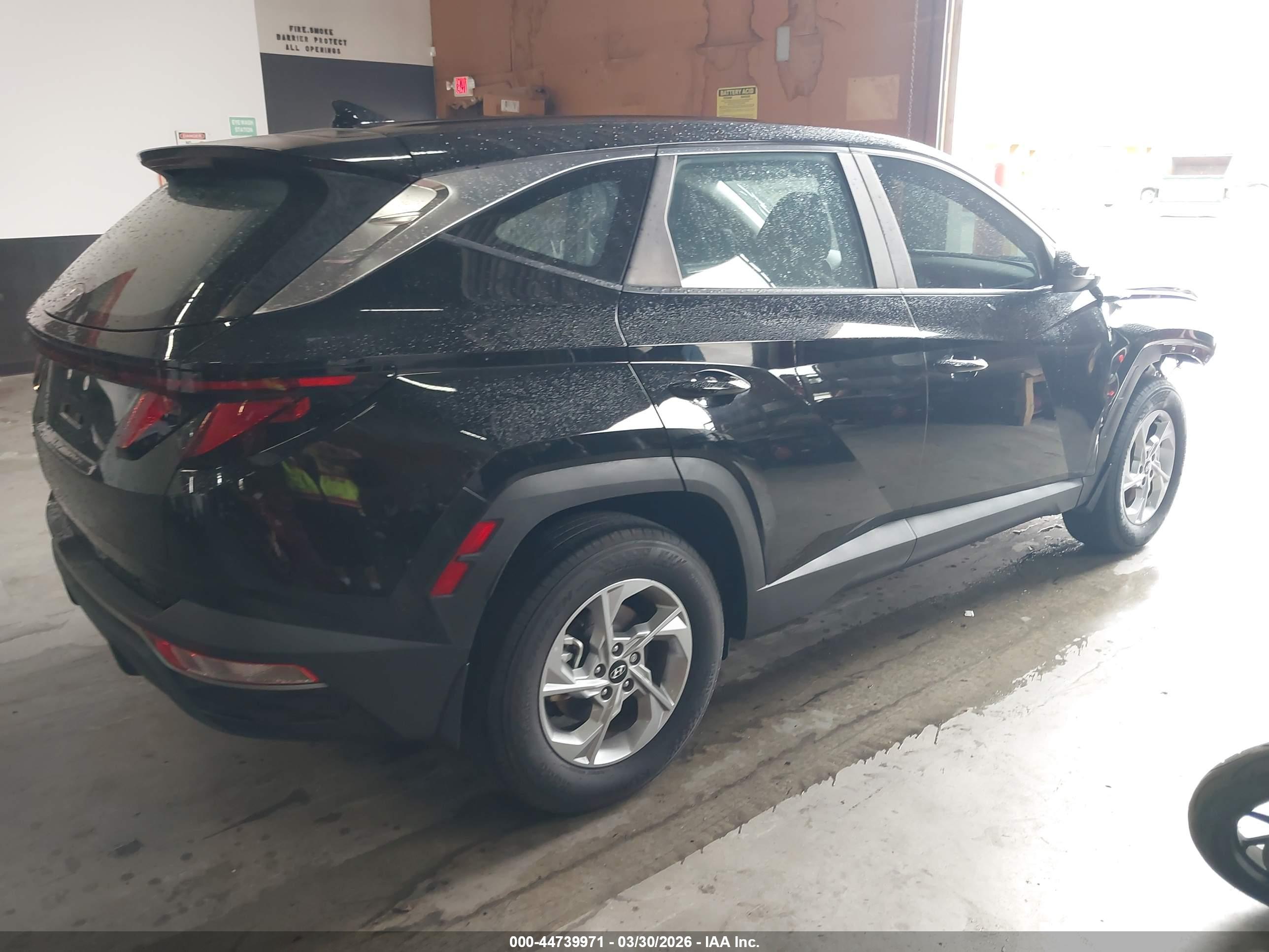 HYUNDAI TUCSON image 4
