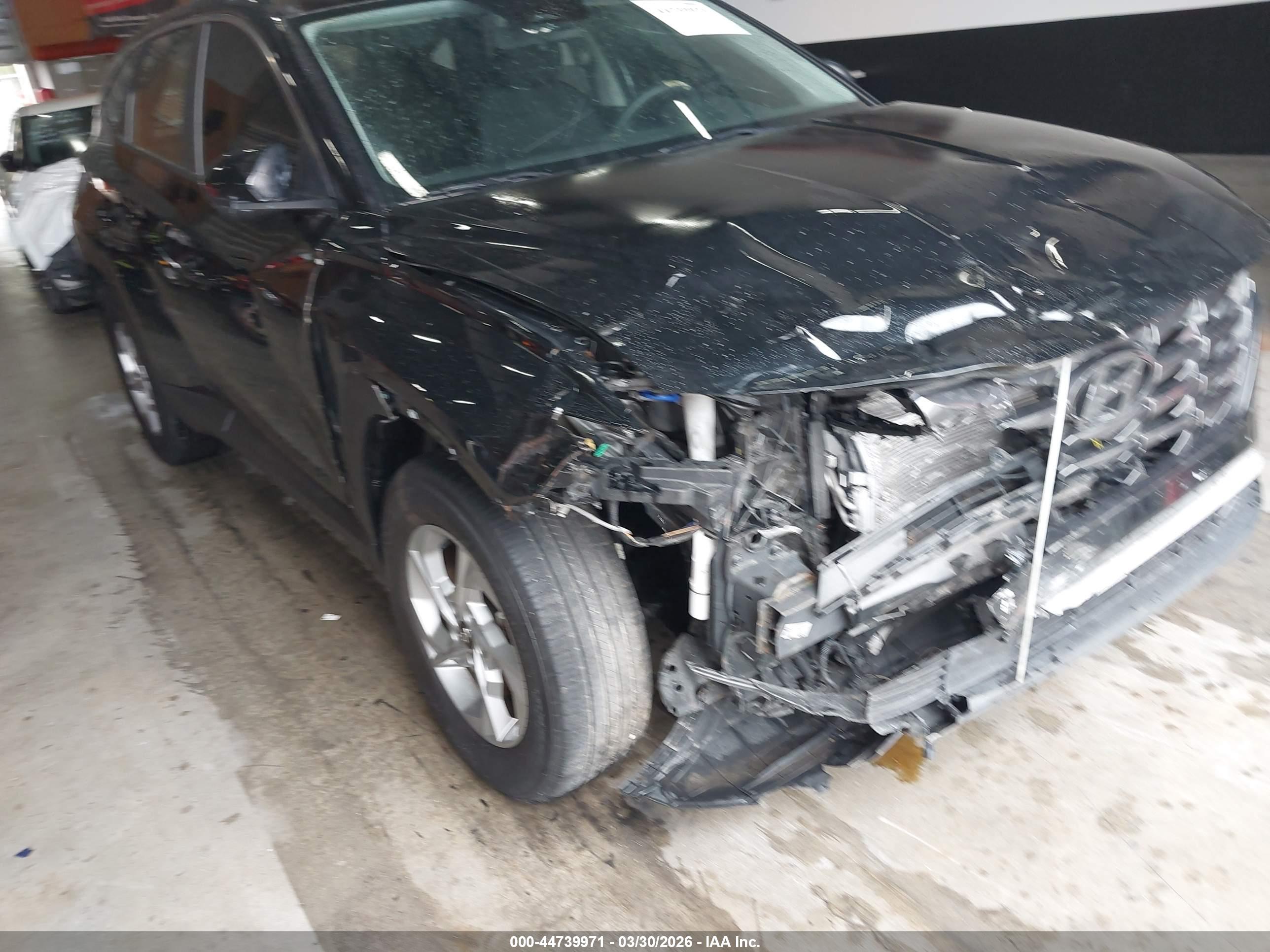 HYUNDAI TUCSON image 6