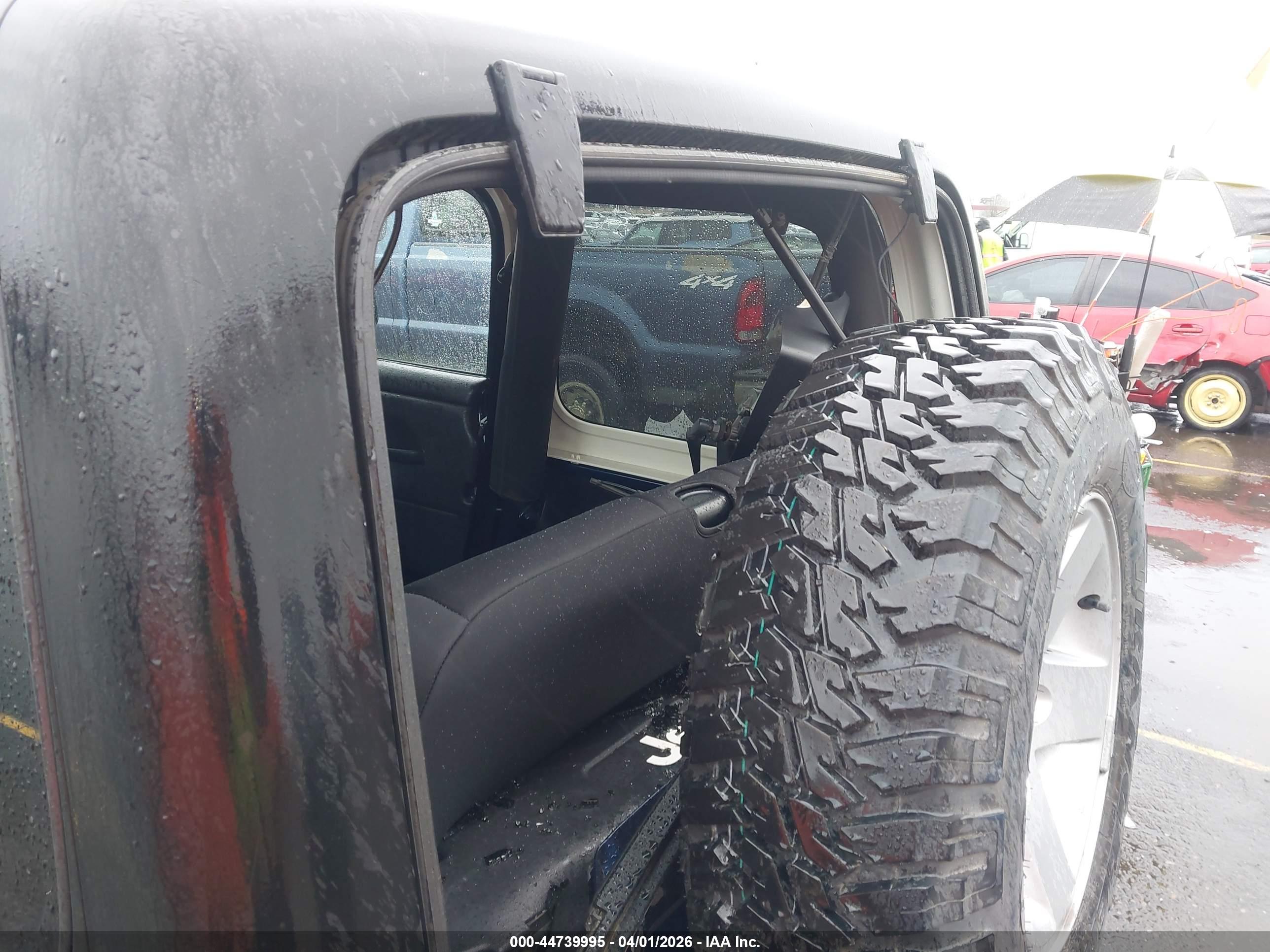 JEEP WRANGLER image 6