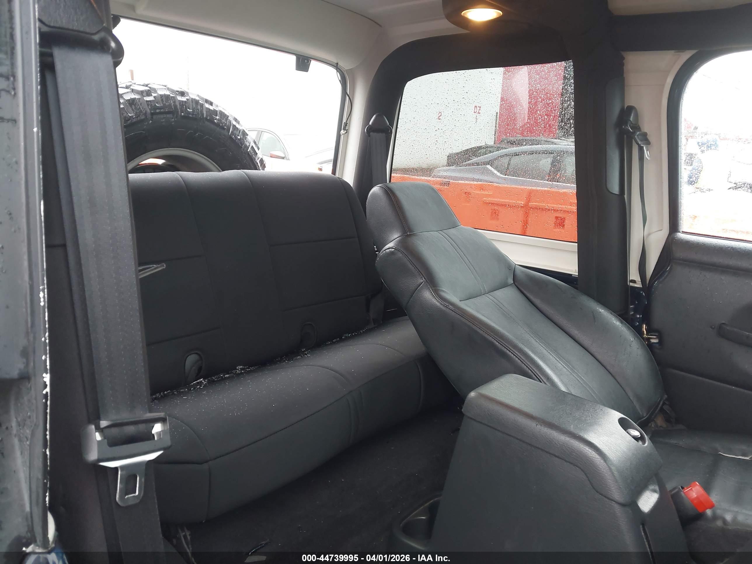 JEEP WRANGLER image 8