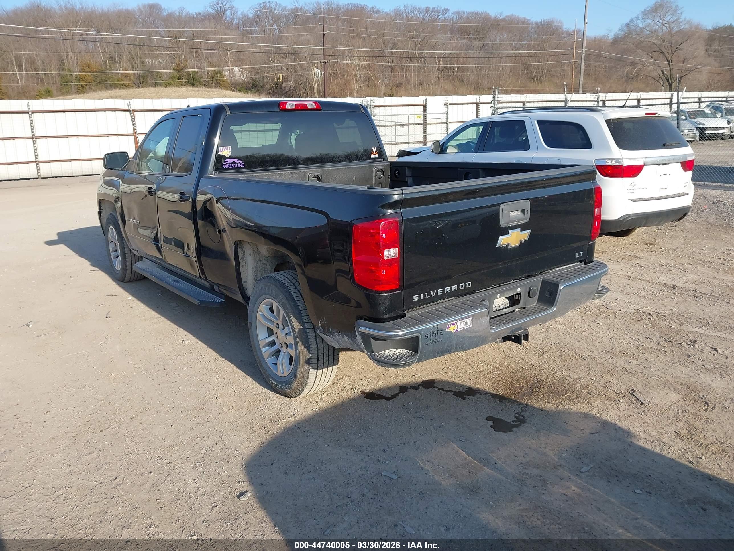 CHEVROLET SILVERADO image 3