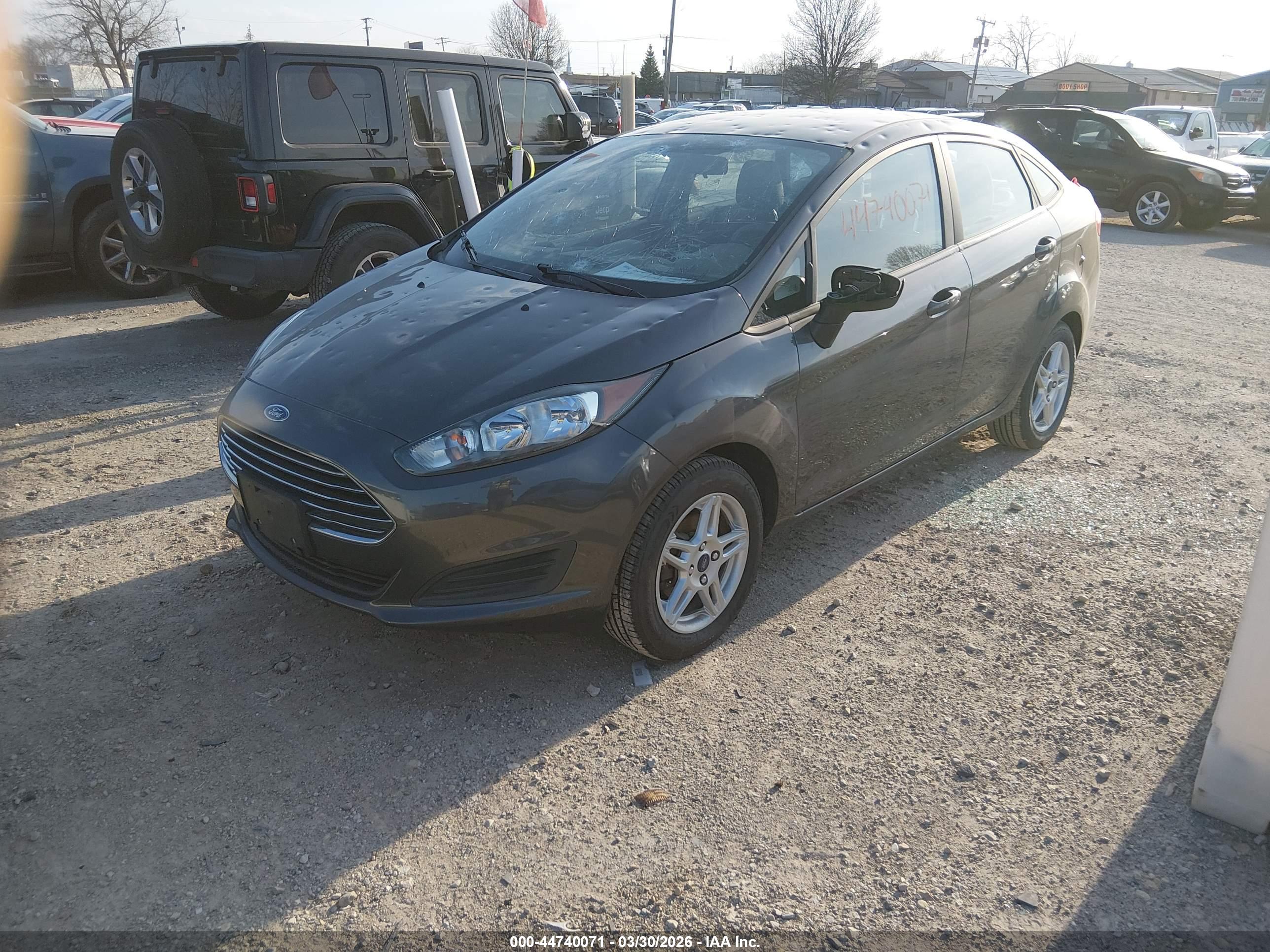 FORD FIESTA image 2