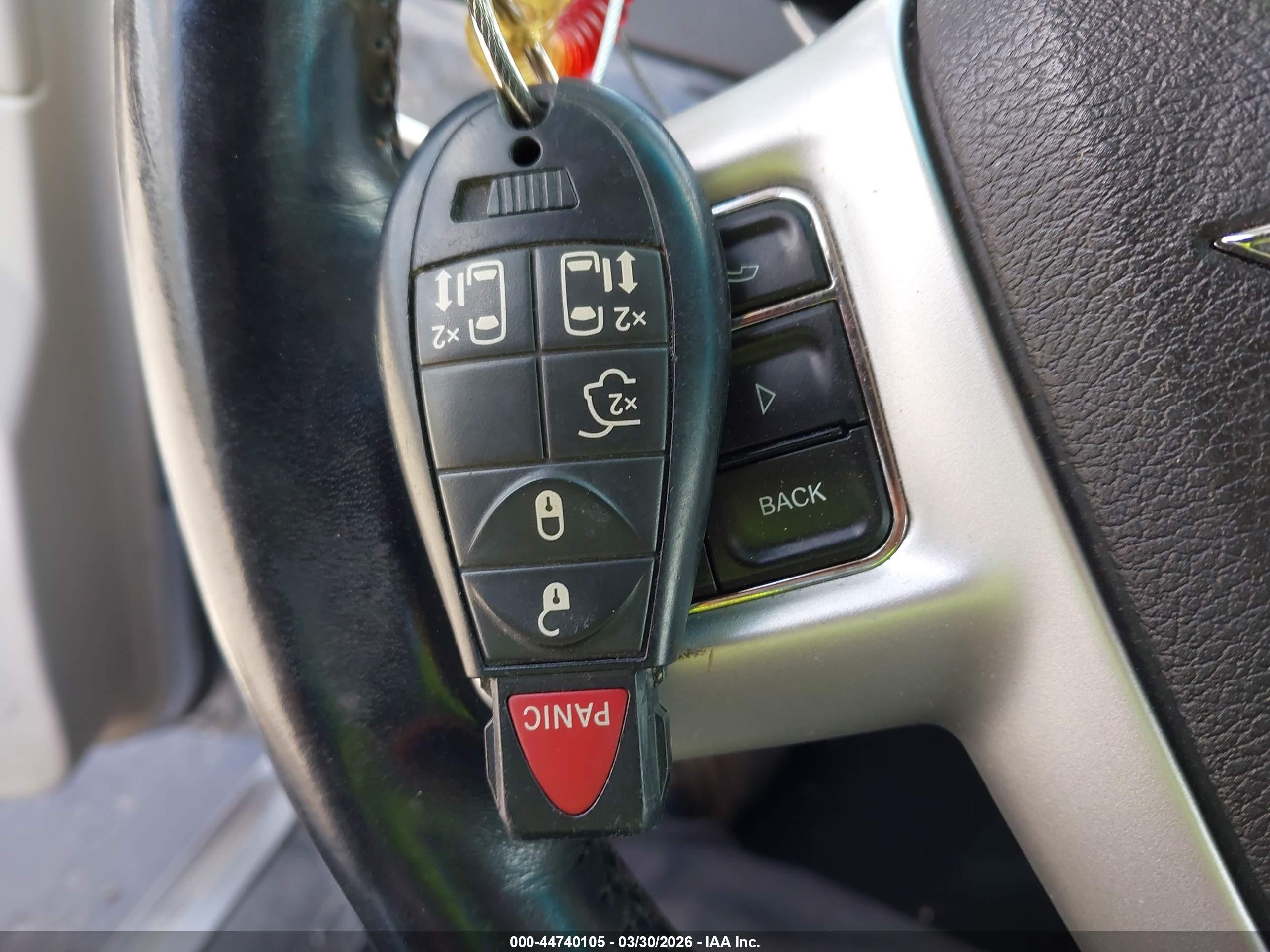 CHRYSLER TOWN image 11
