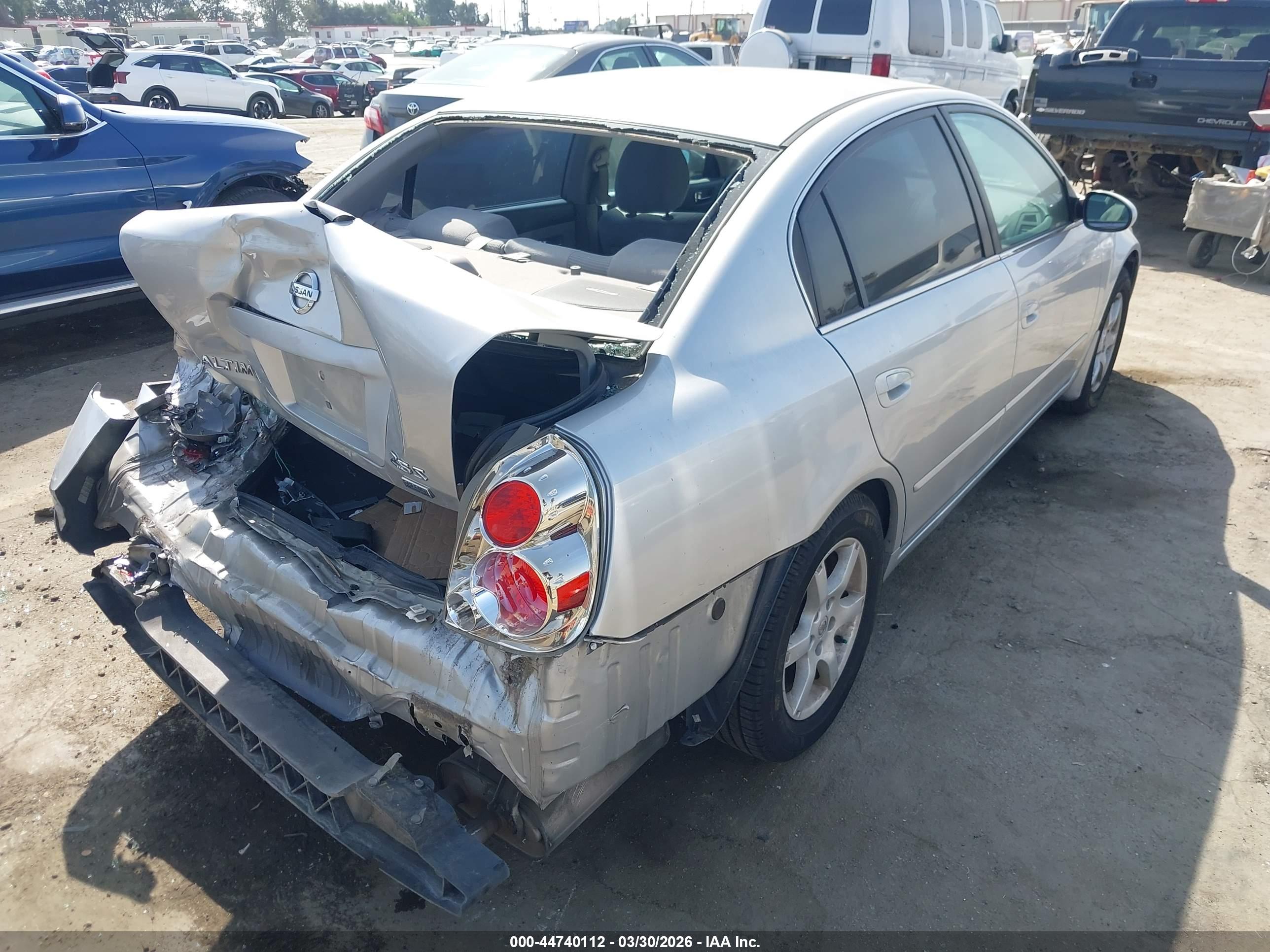 NISSAN ALTIMA image 4
