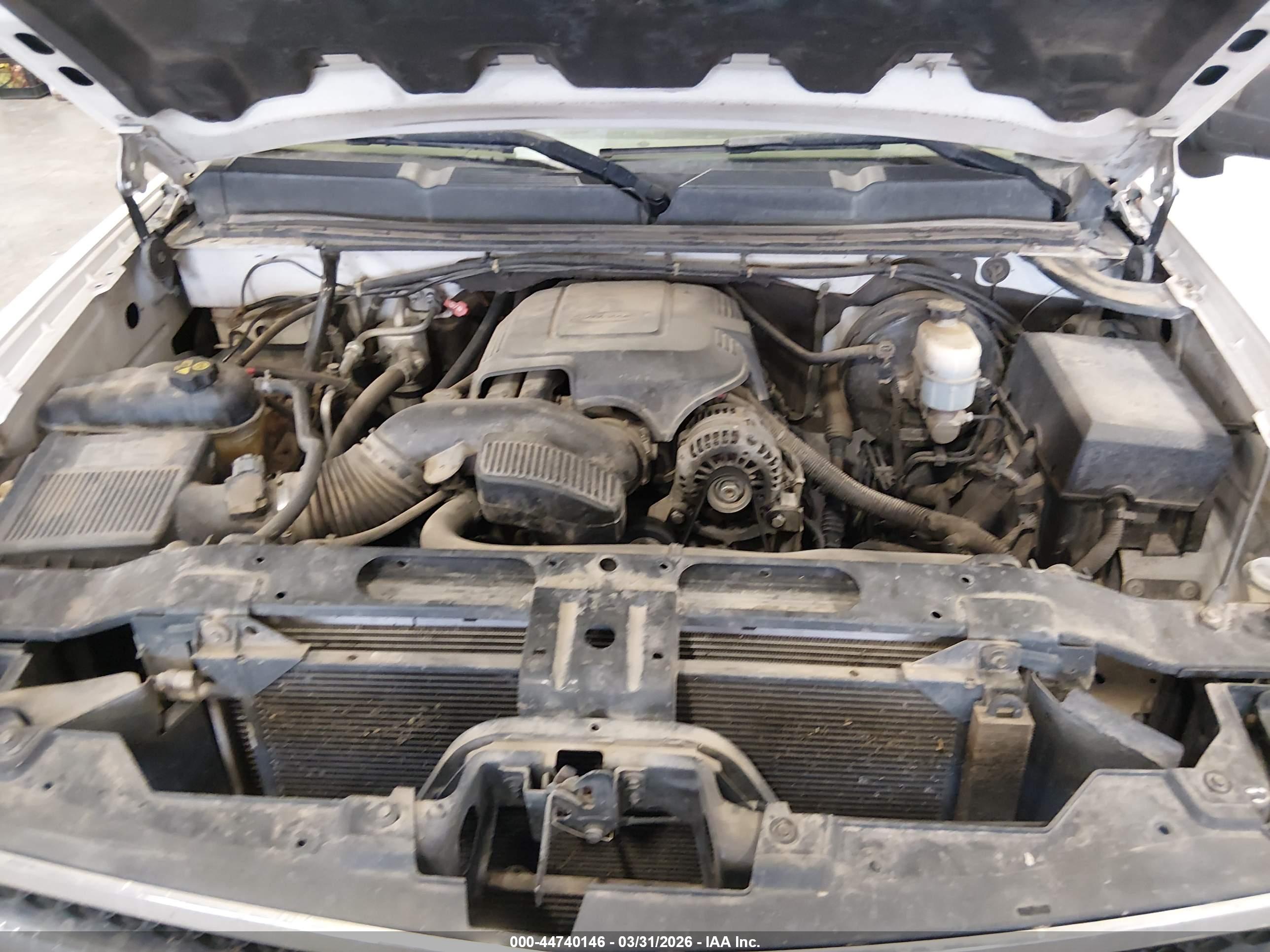 CHEVROLET SILVERADO image 10