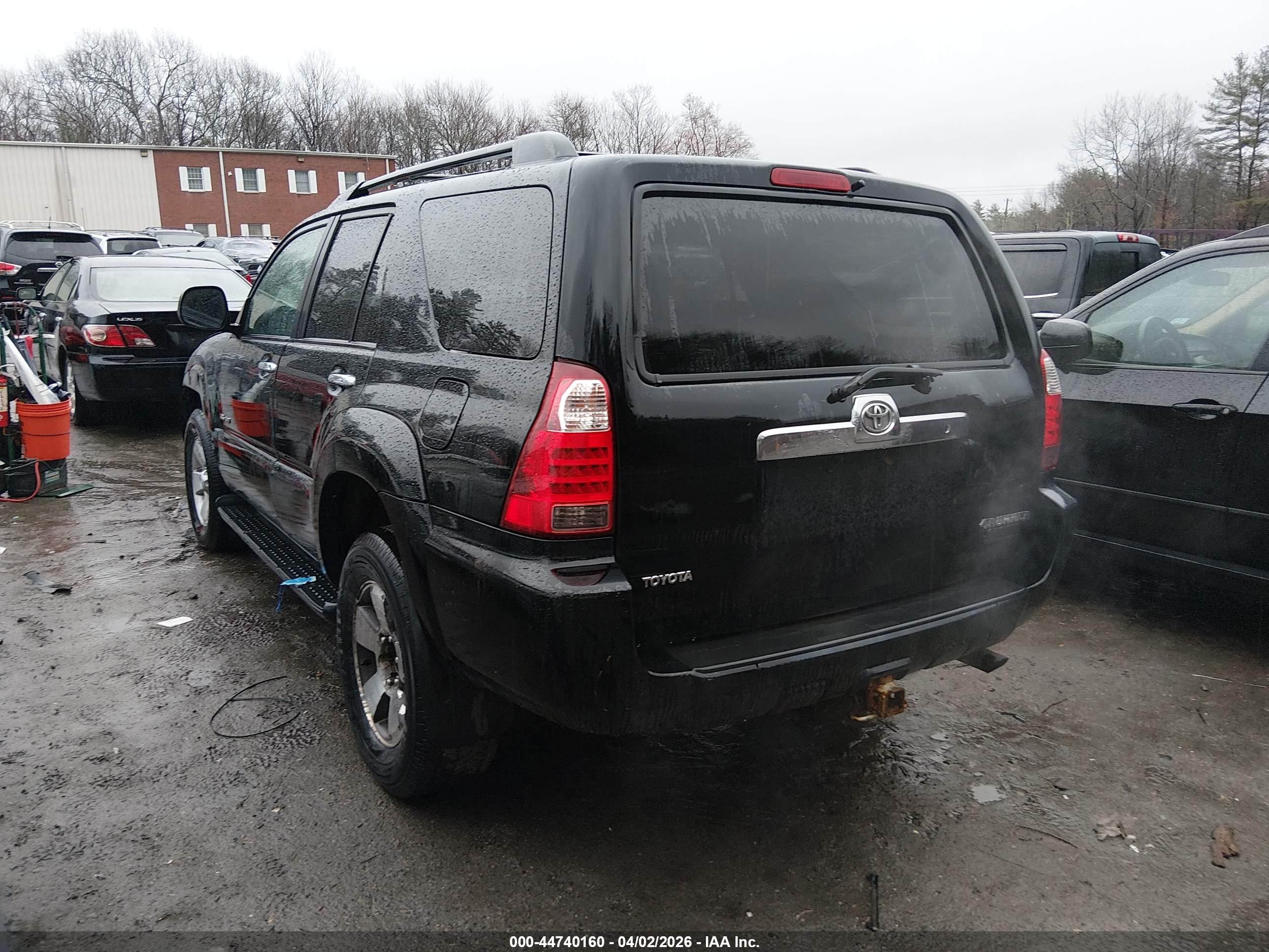 TOYOTA 4RUNNER image 3