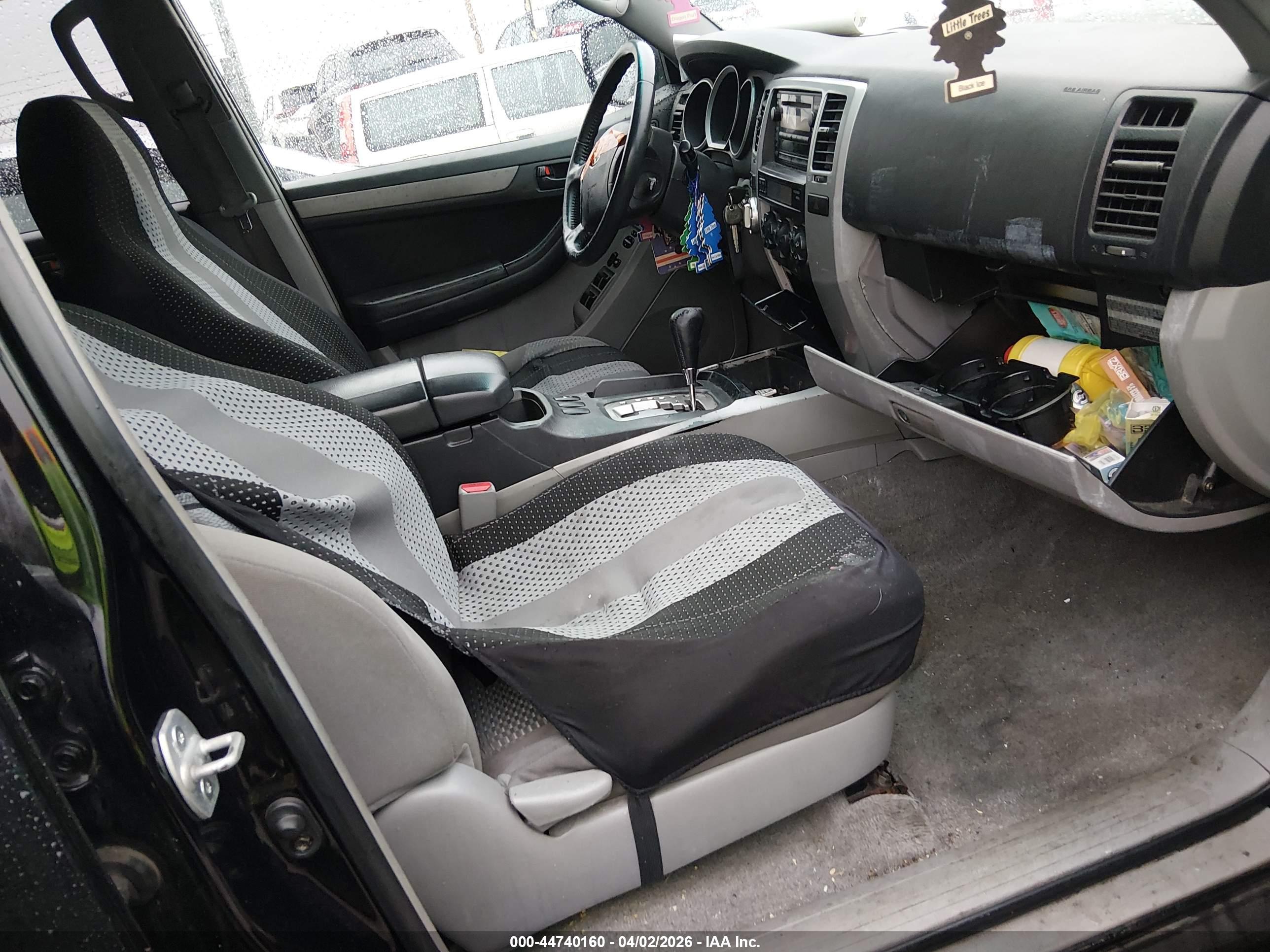 TOYOTA 4RUNNER image 5