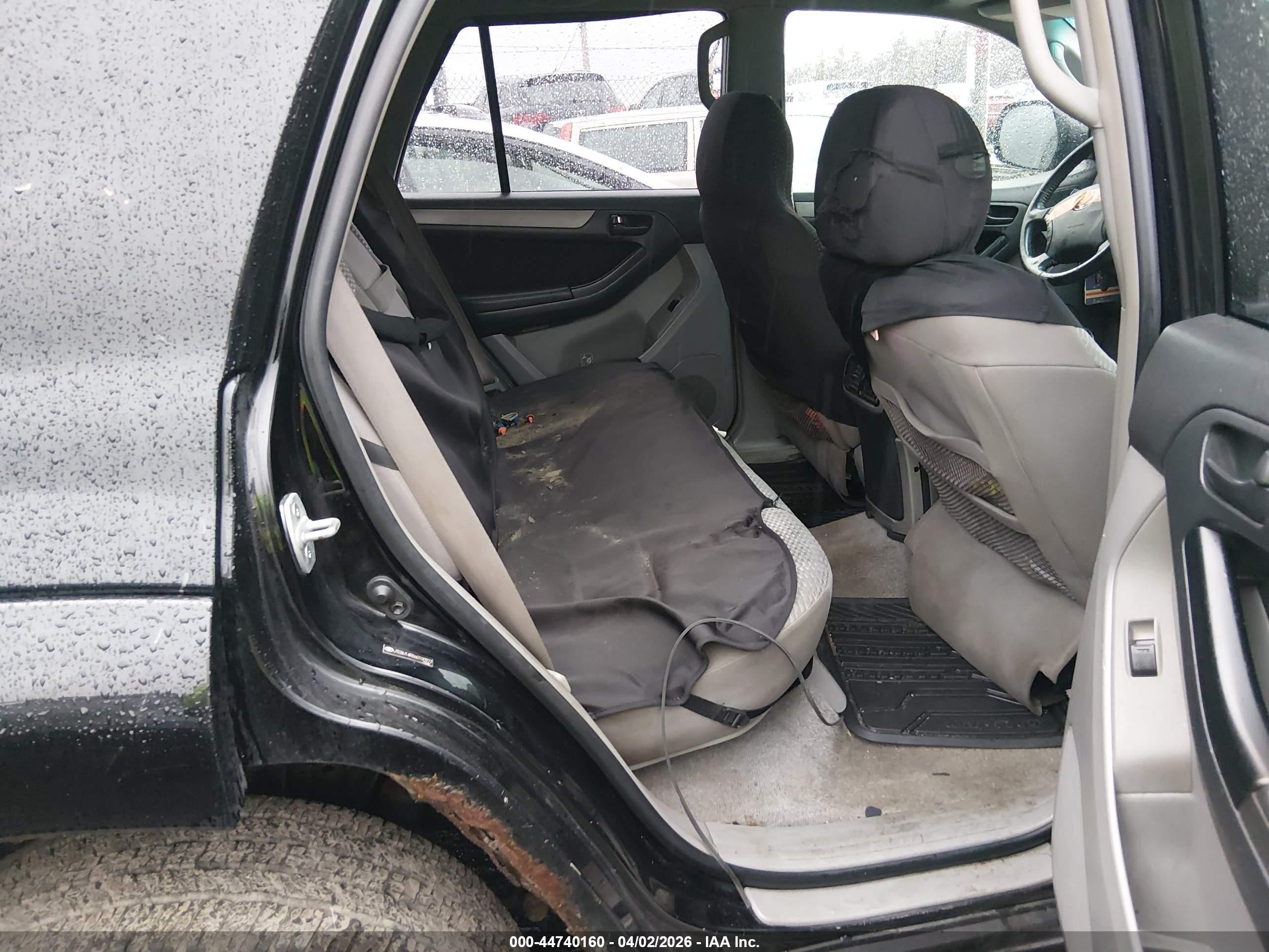 TOYOTA 4RUNNER image 8