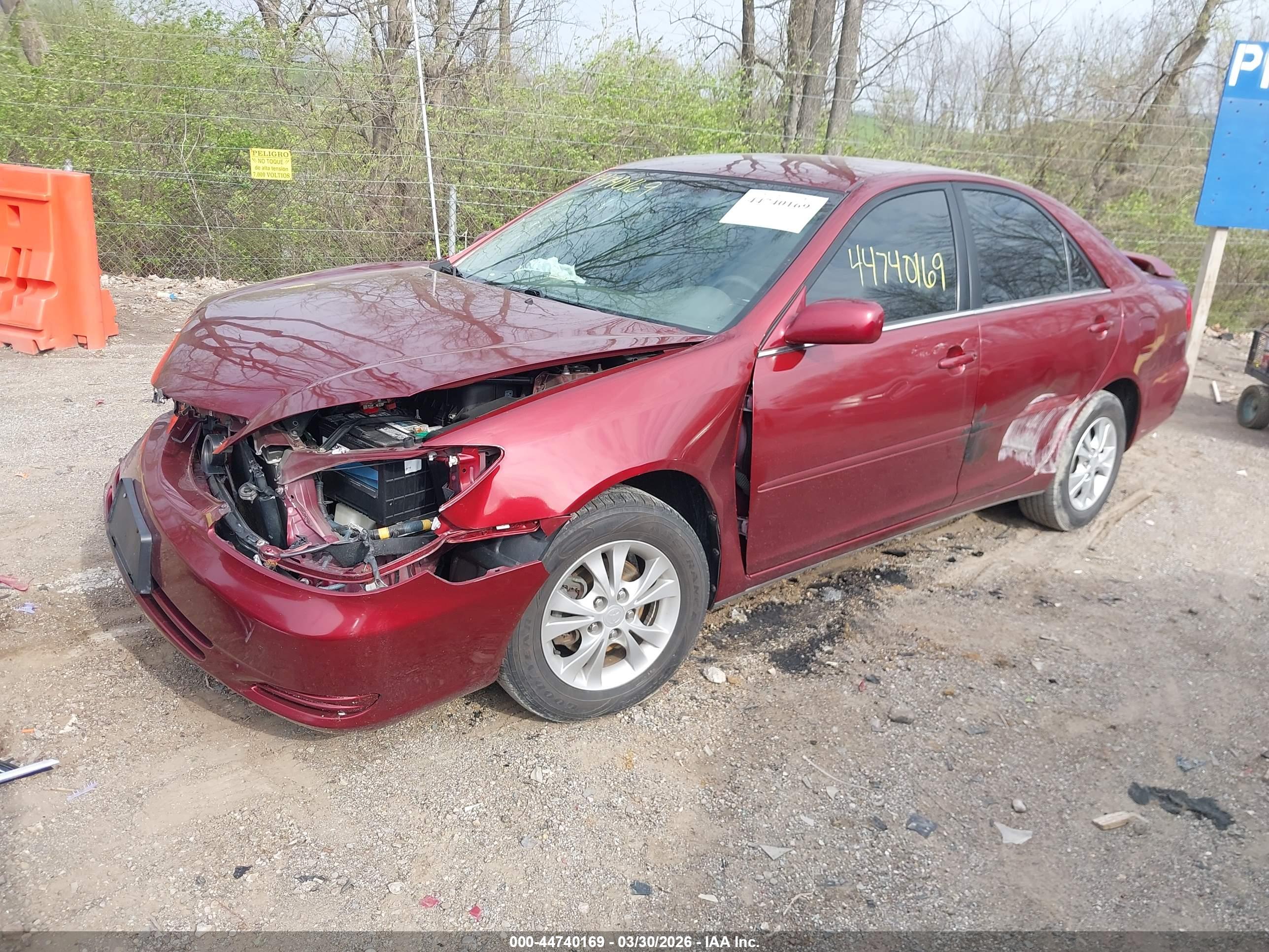 TOYOTA CAMRY image 2