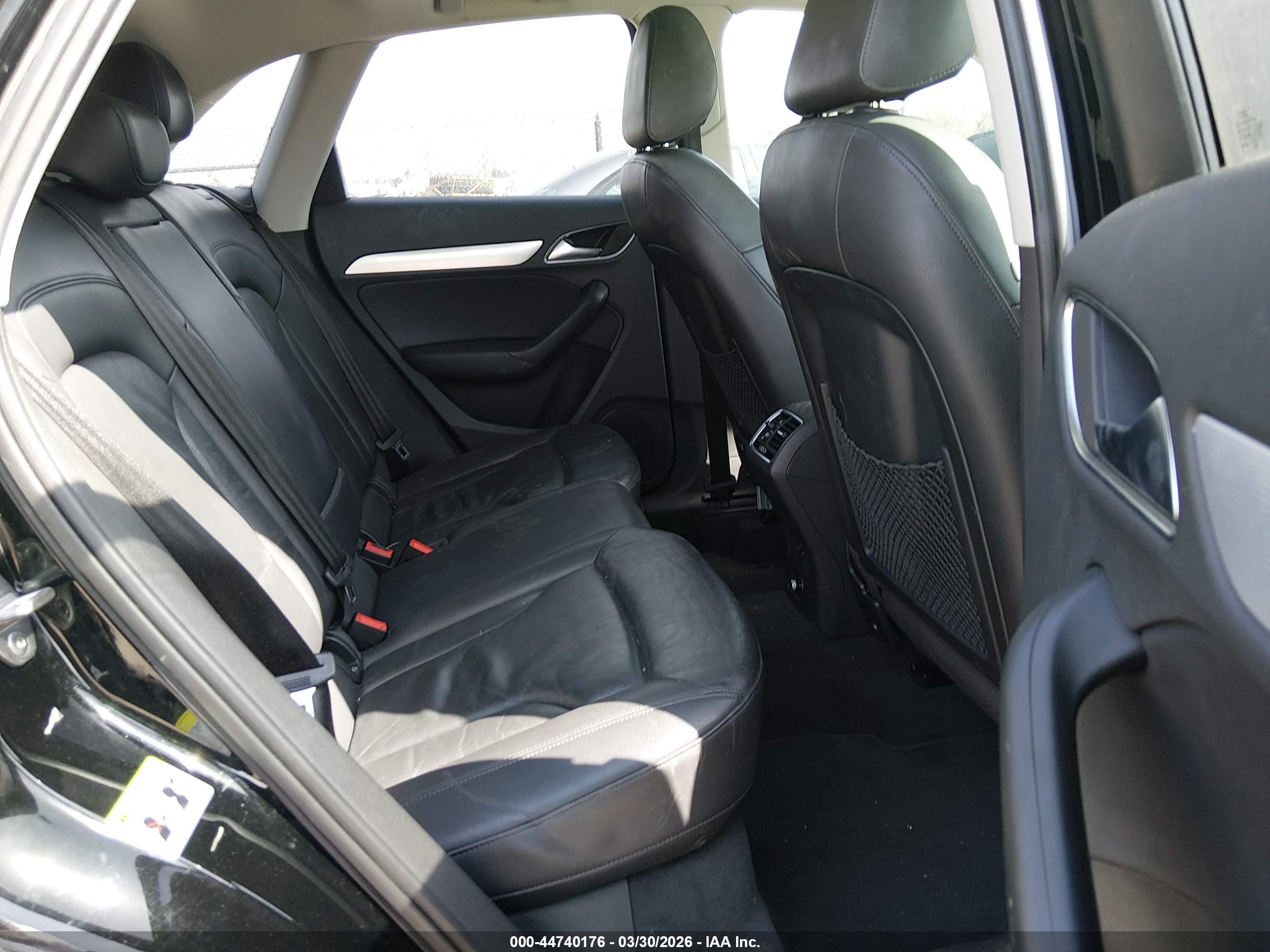 AUDI Q3 image 8