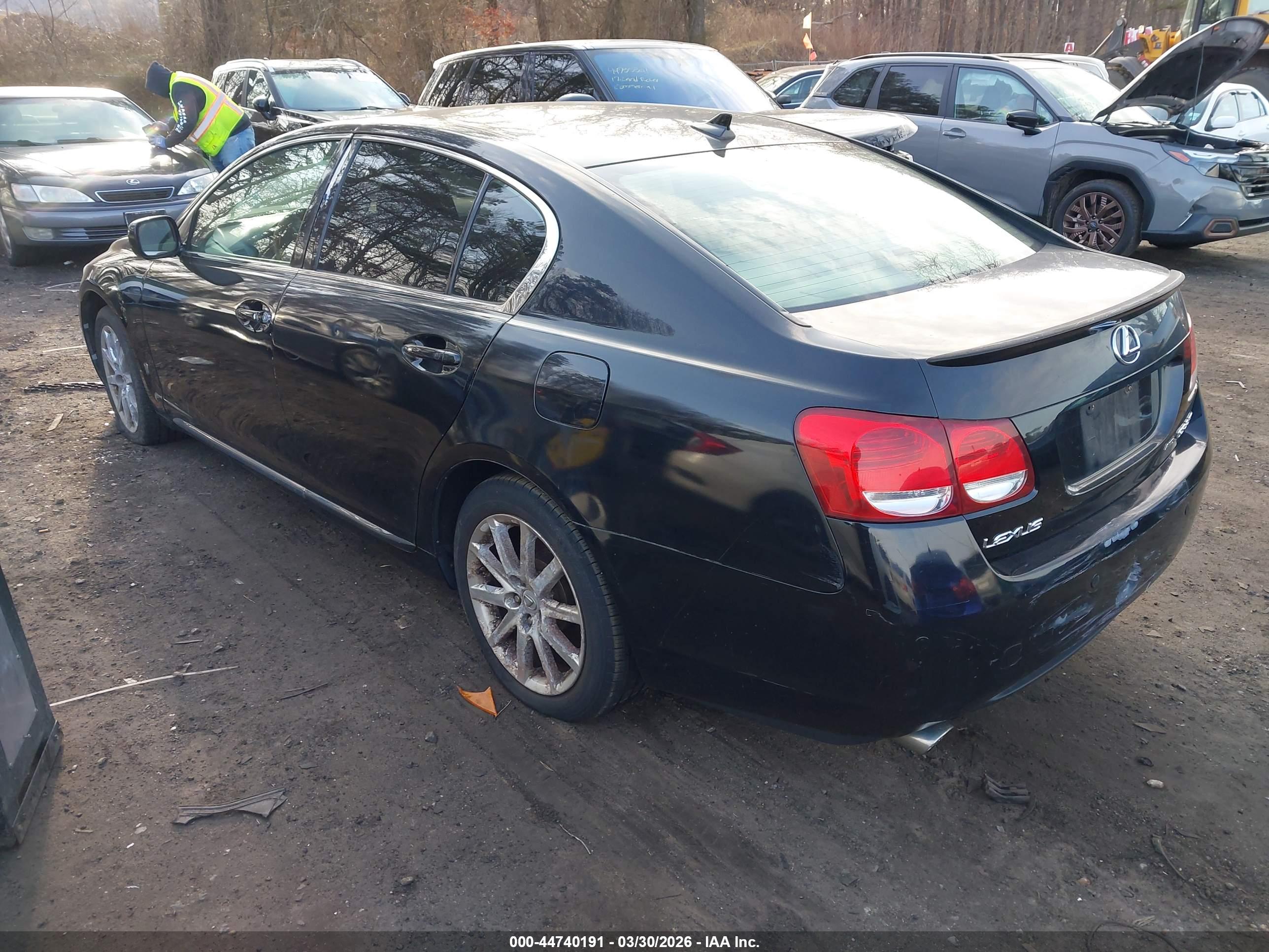 LEXUS GS image 3