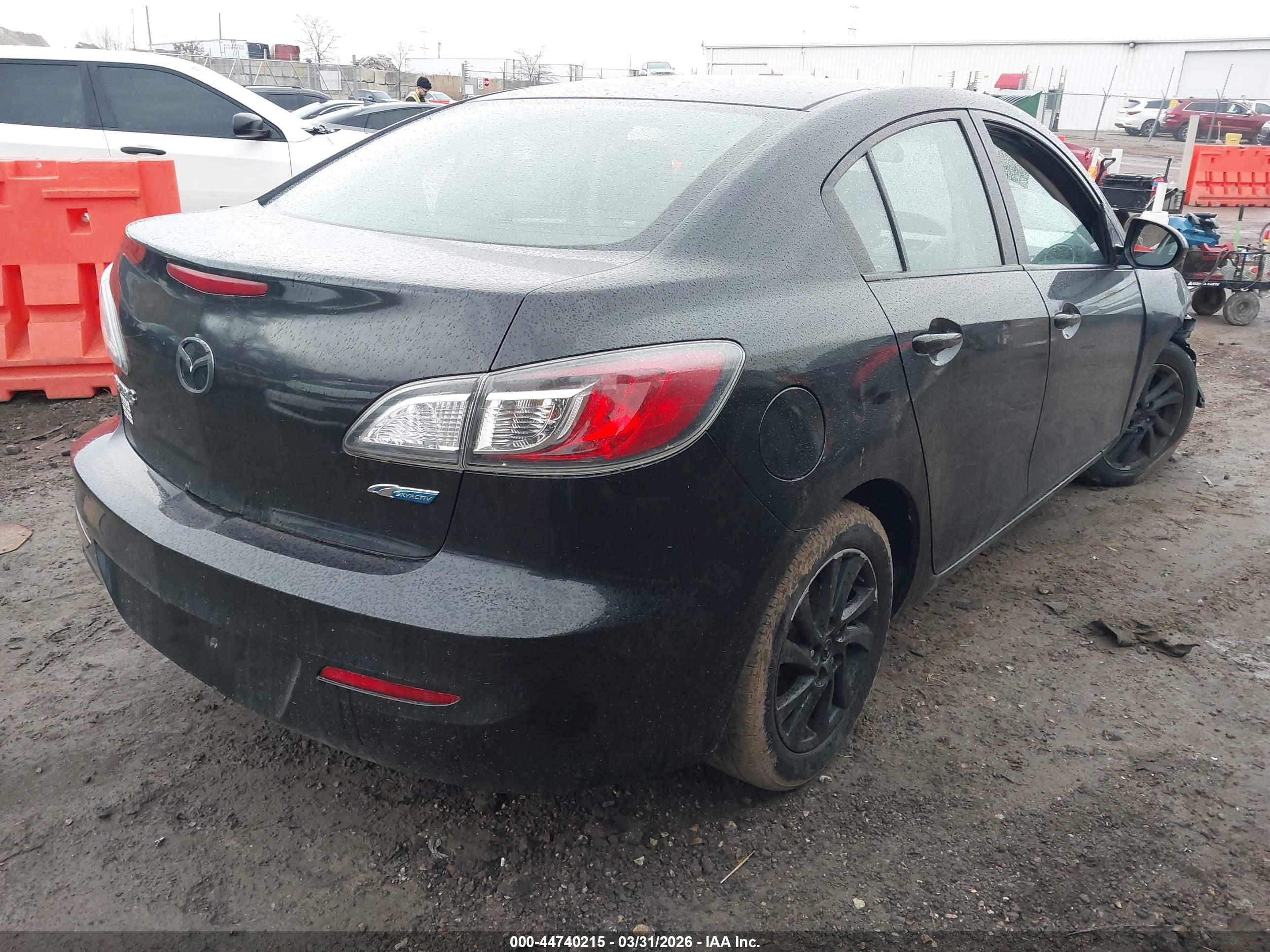 MAZDA MAZDA3 image 4