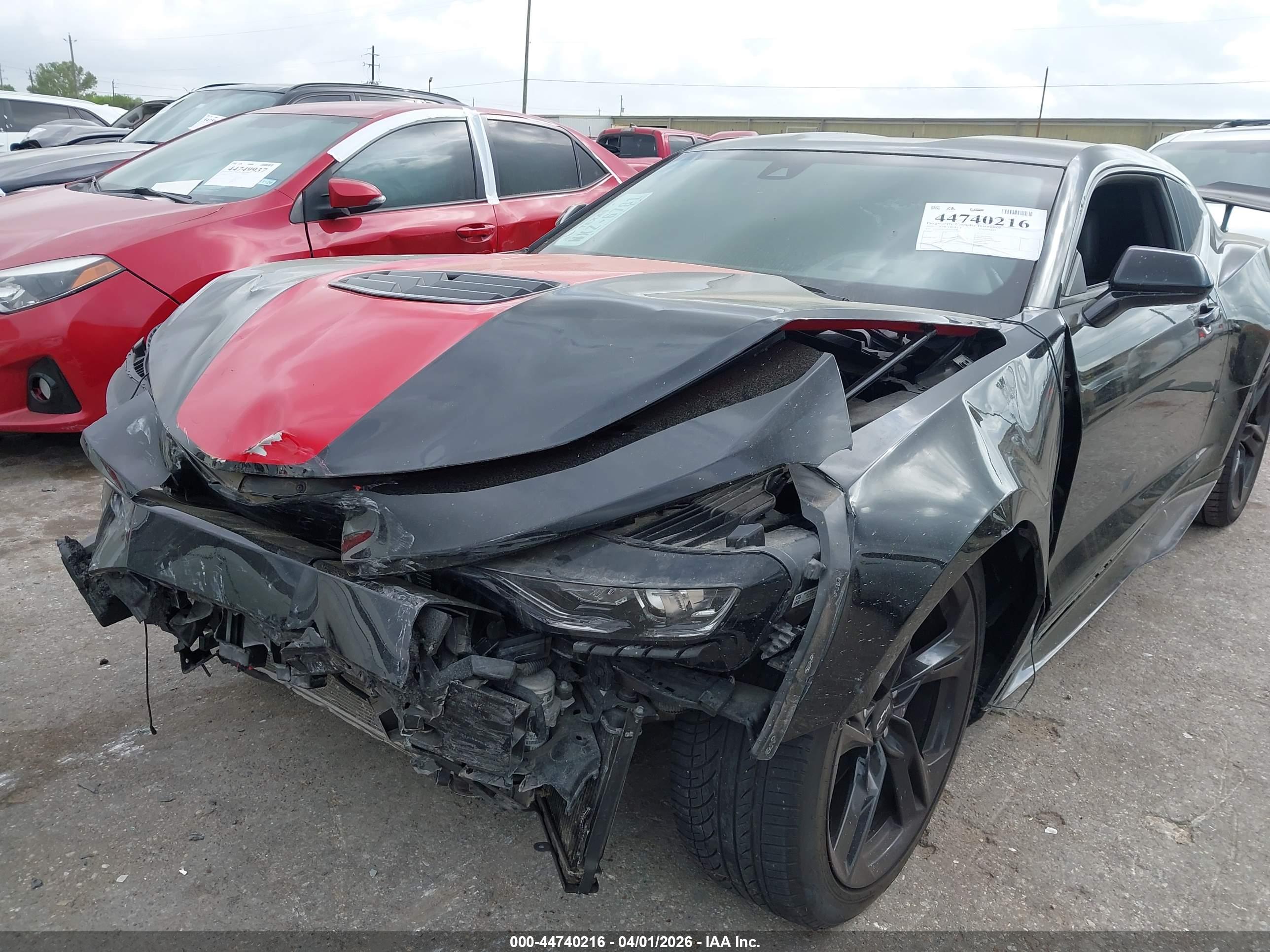 CHEVROLET CAMARO image 6