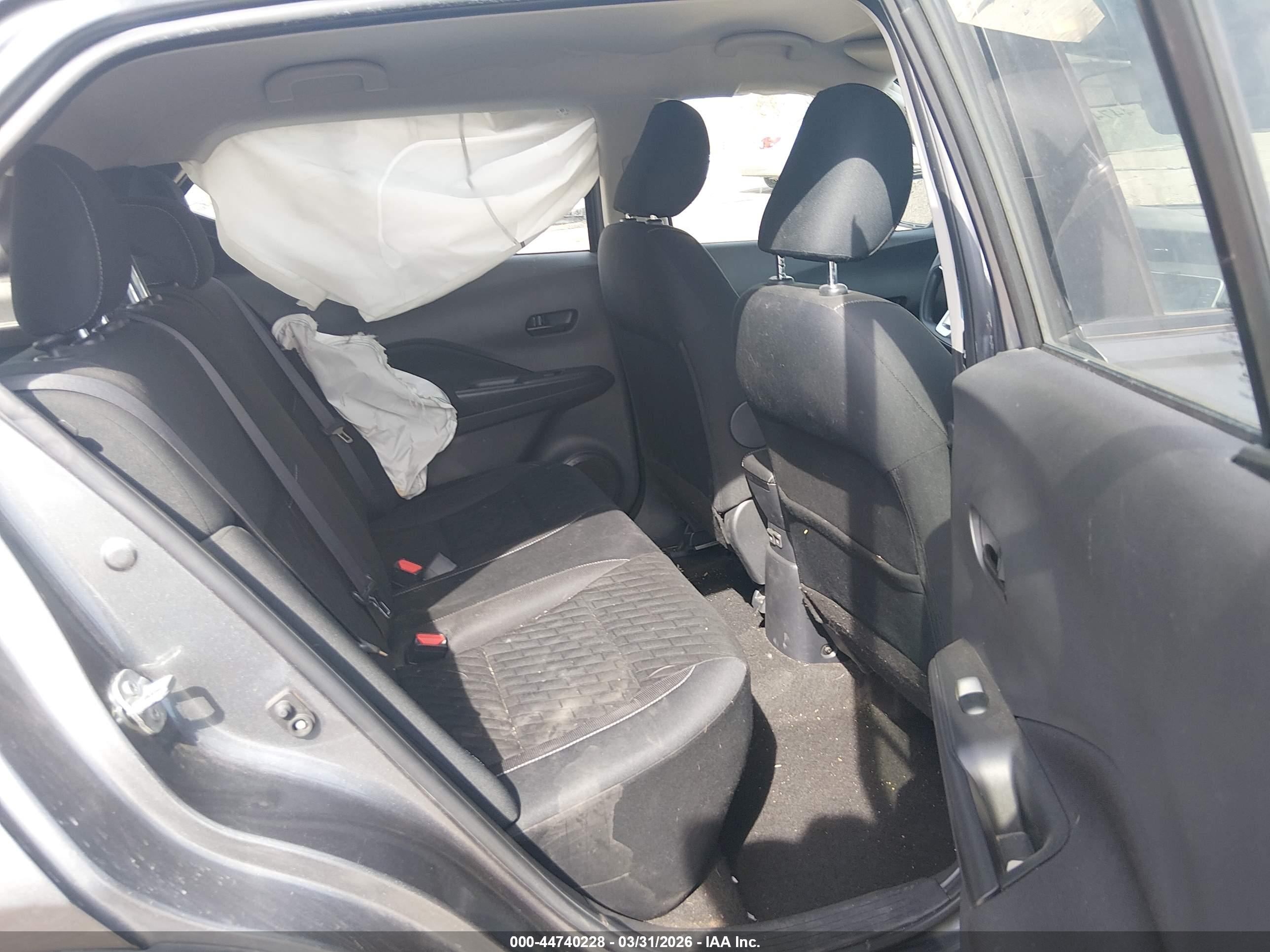 NISSAN KICKS image 8