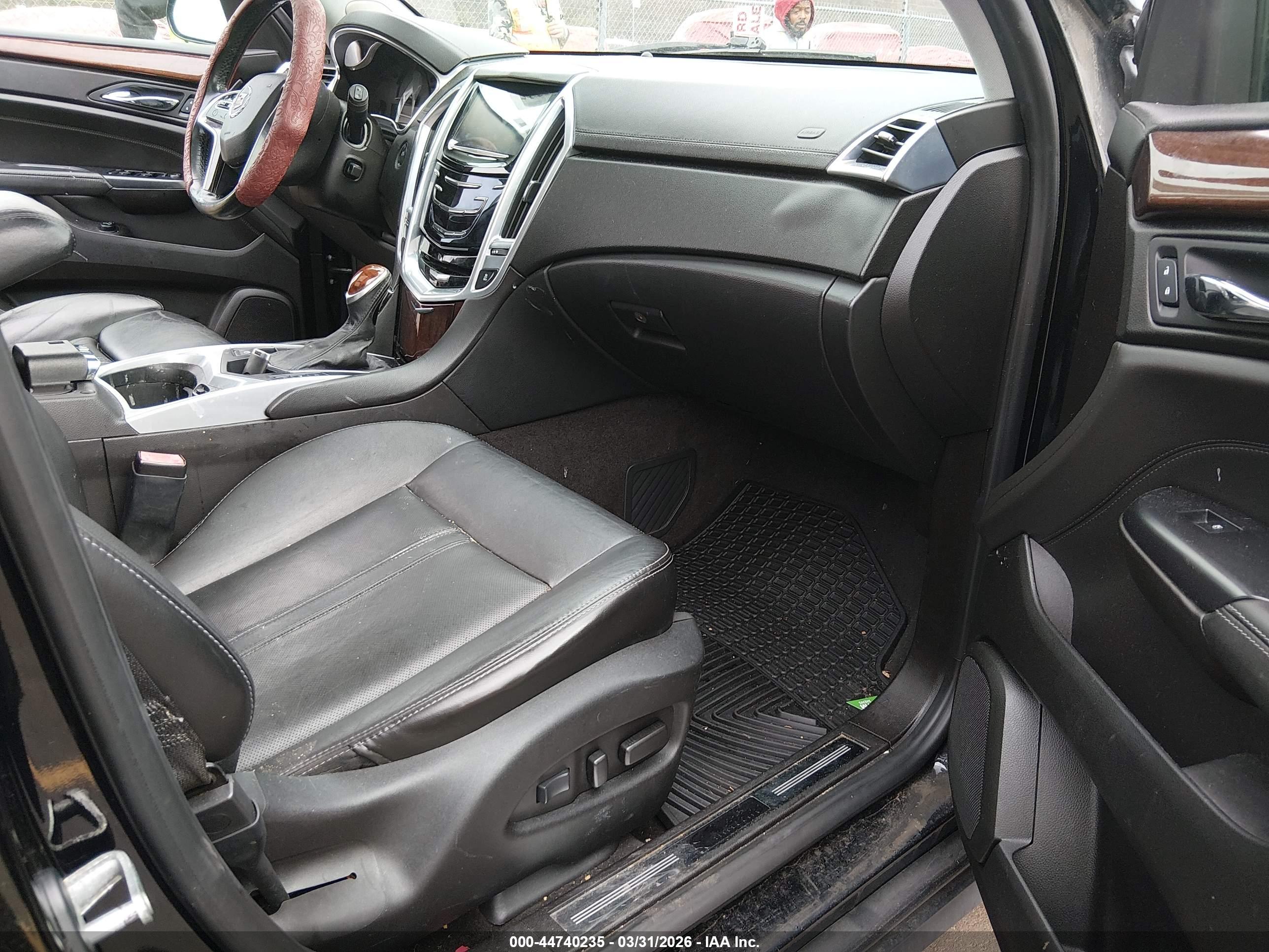 CADILLAC SRX image 5