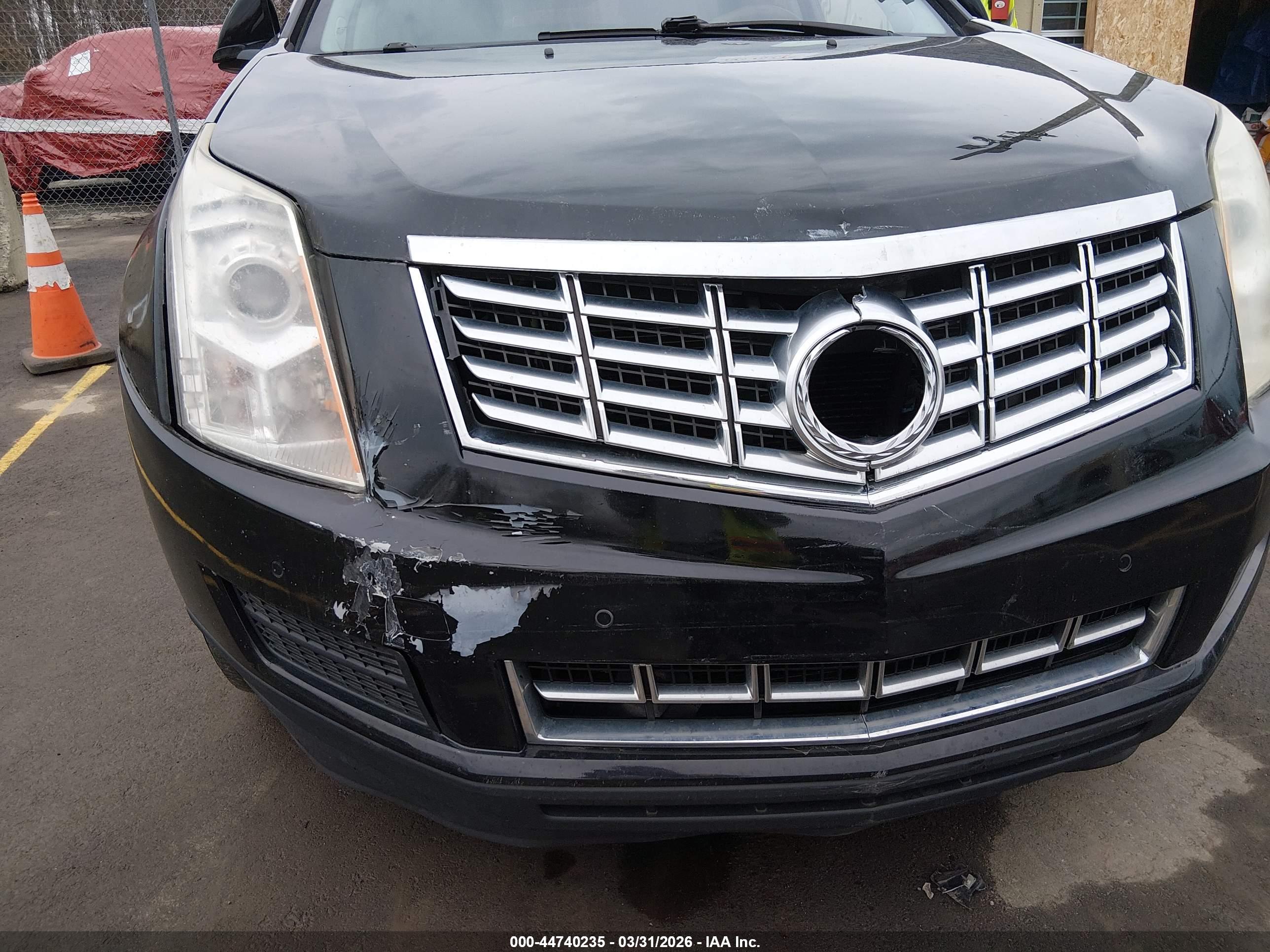 CADILLAC SRX image 6