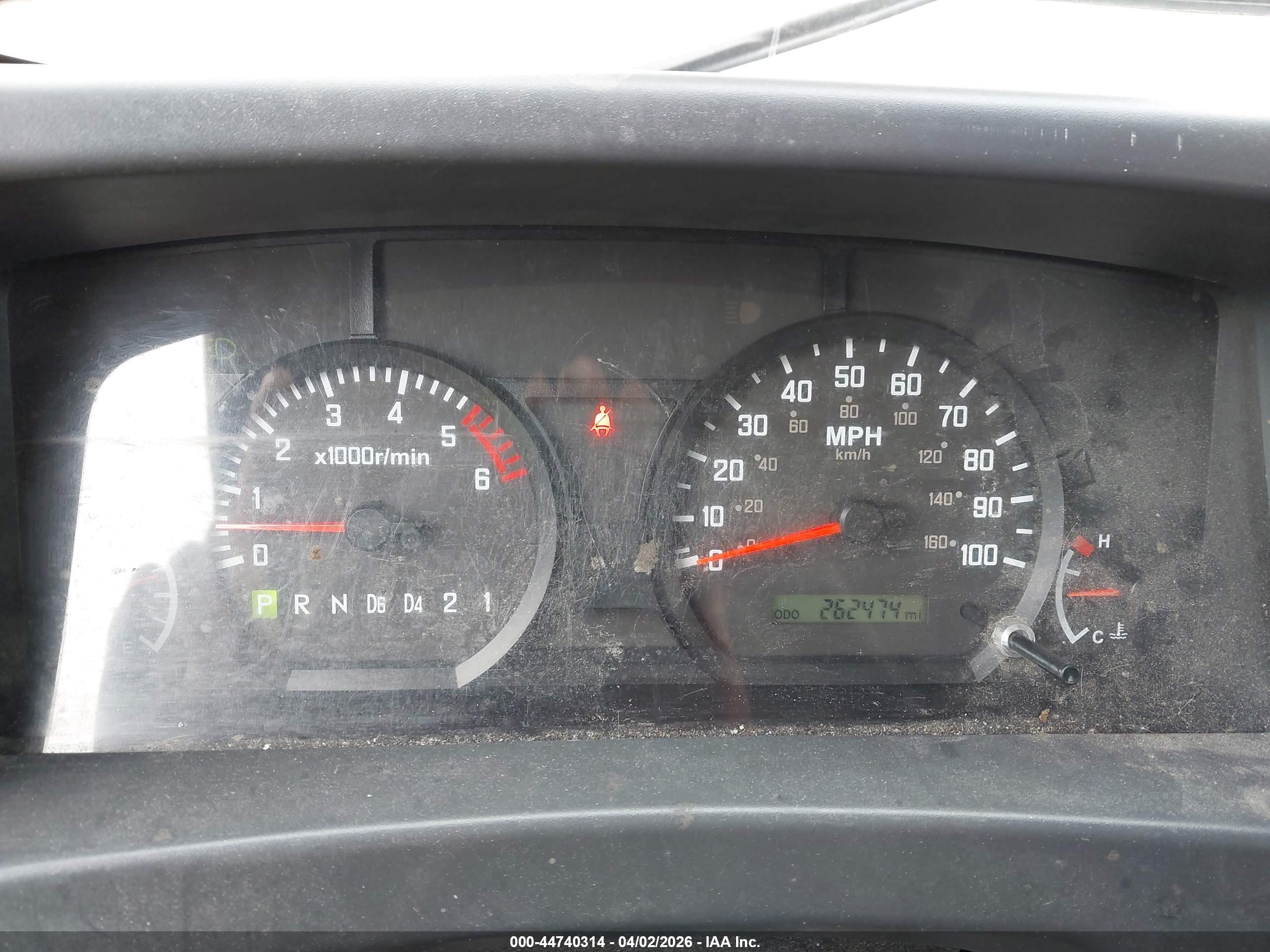 ISUZU NPR image 7