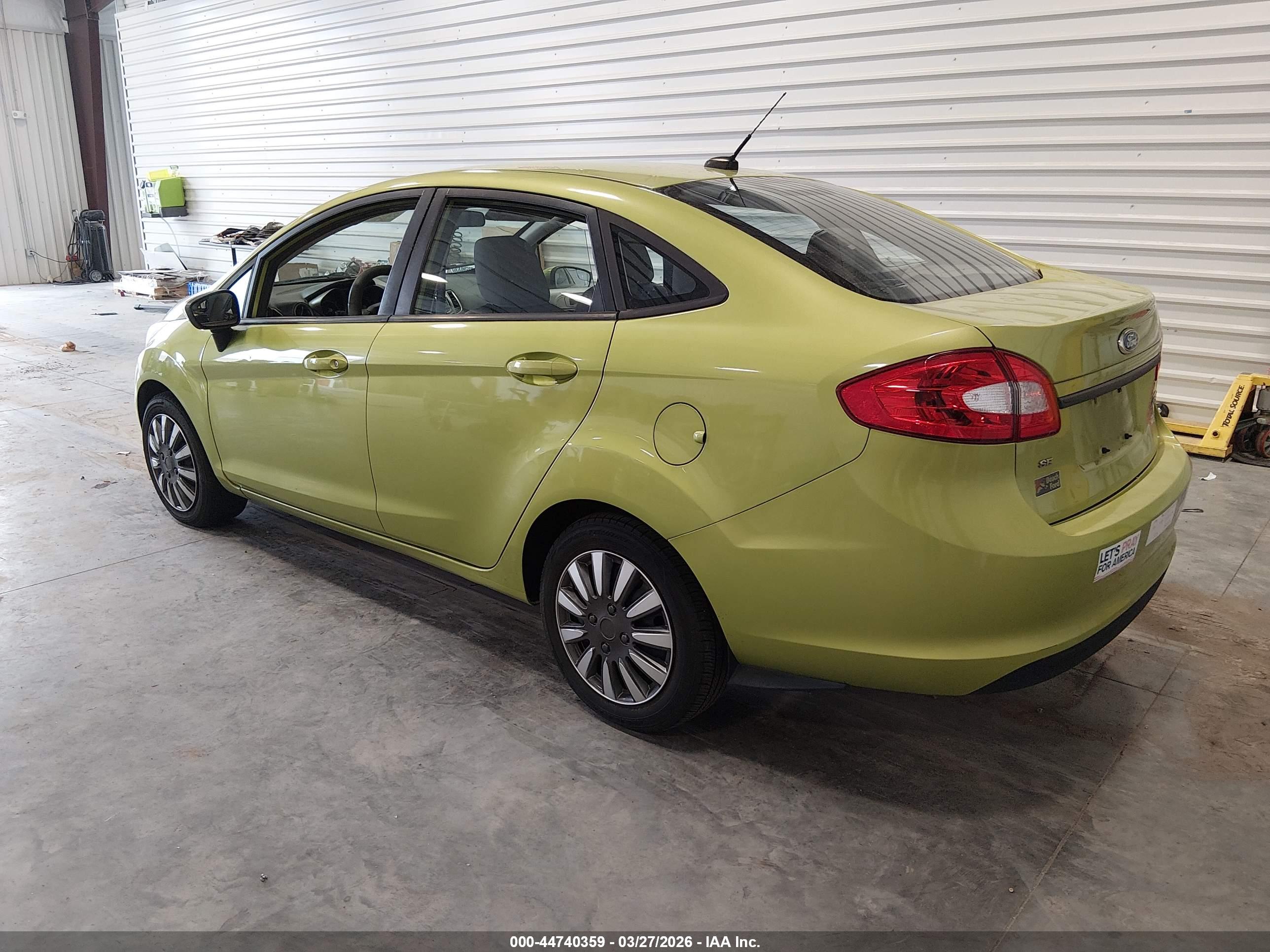 FORD FIESTA image 3