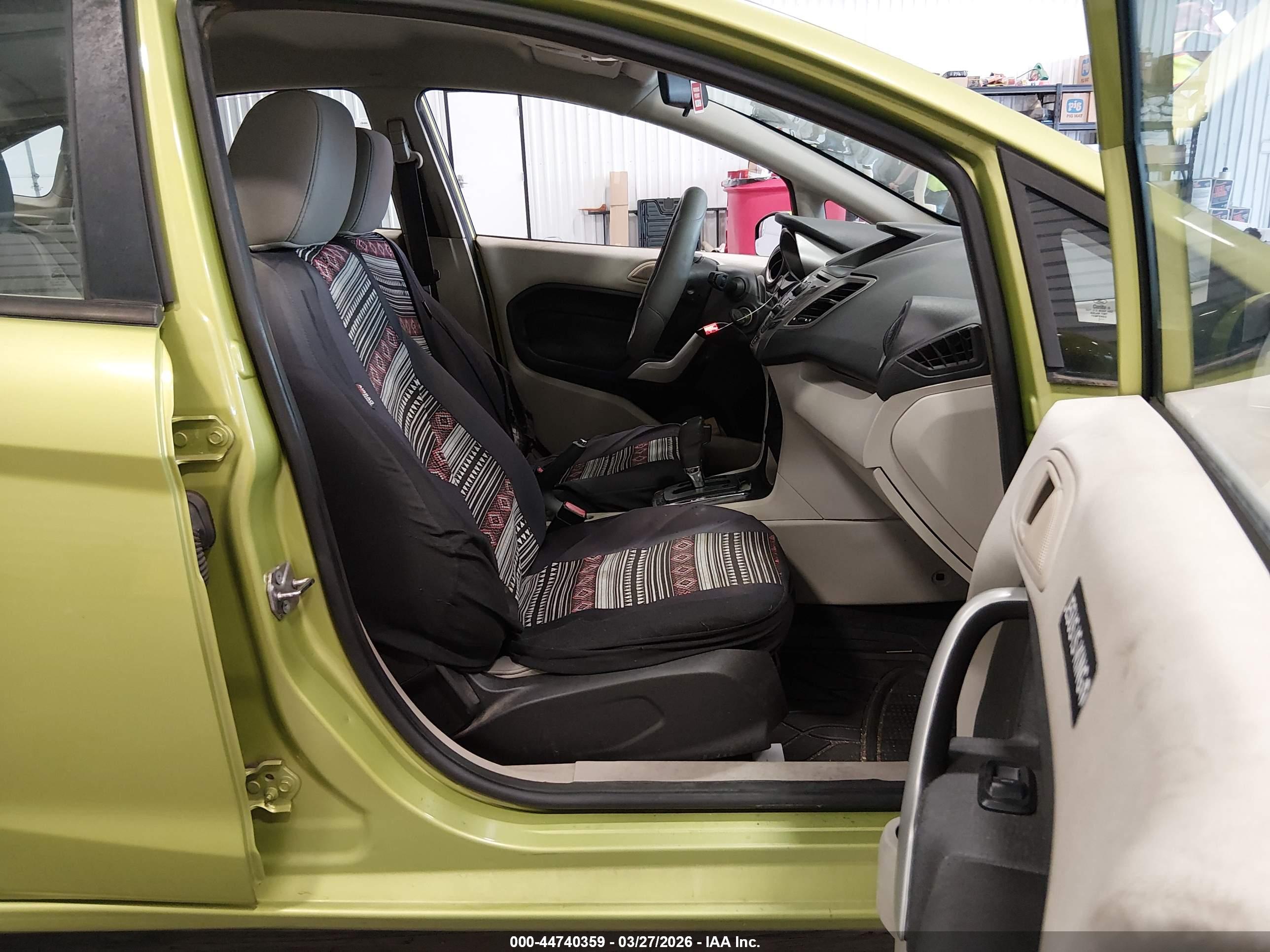 FORD FIESTA image 5