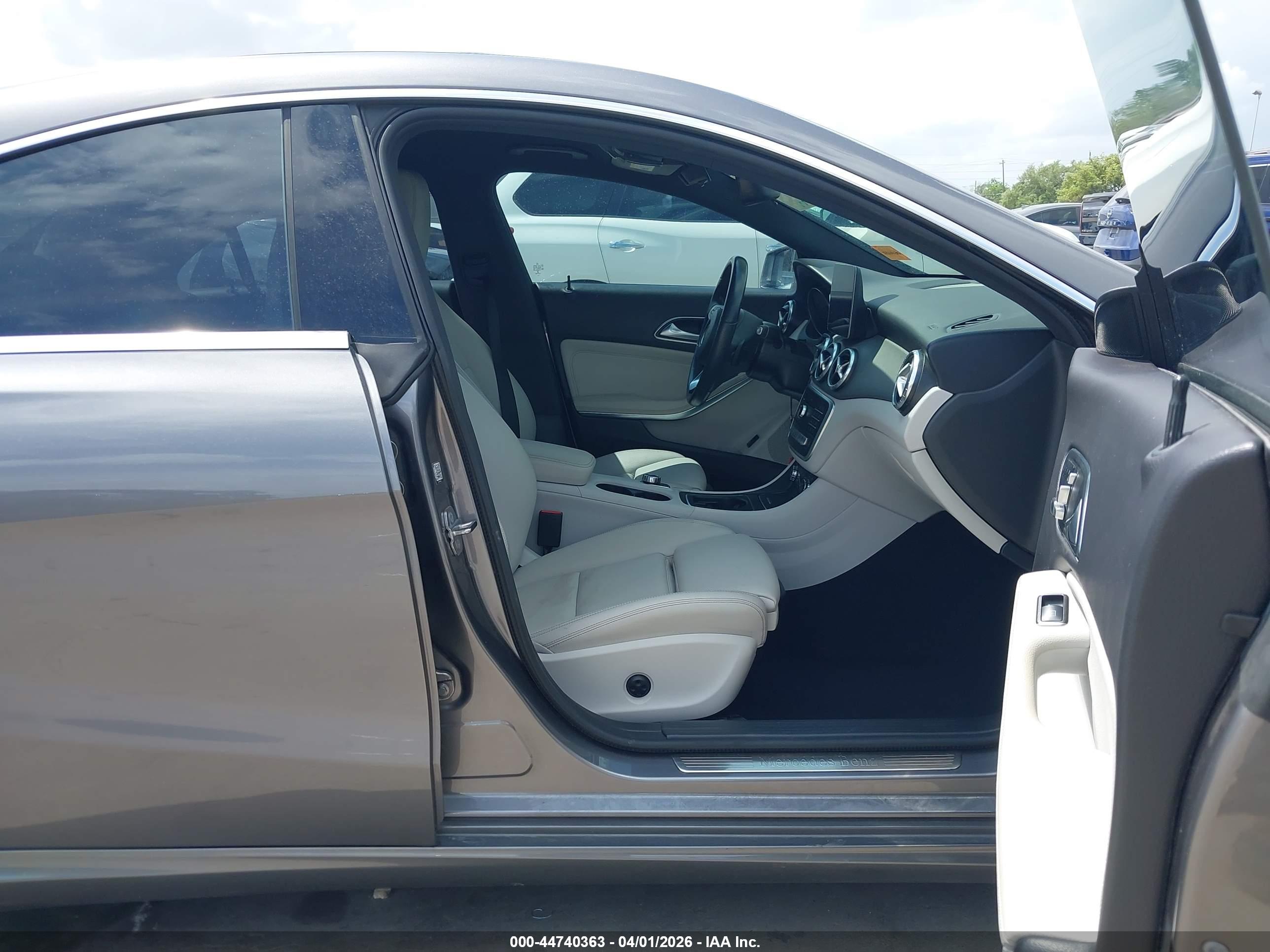 MERCEDES-BENZ CLA image 5