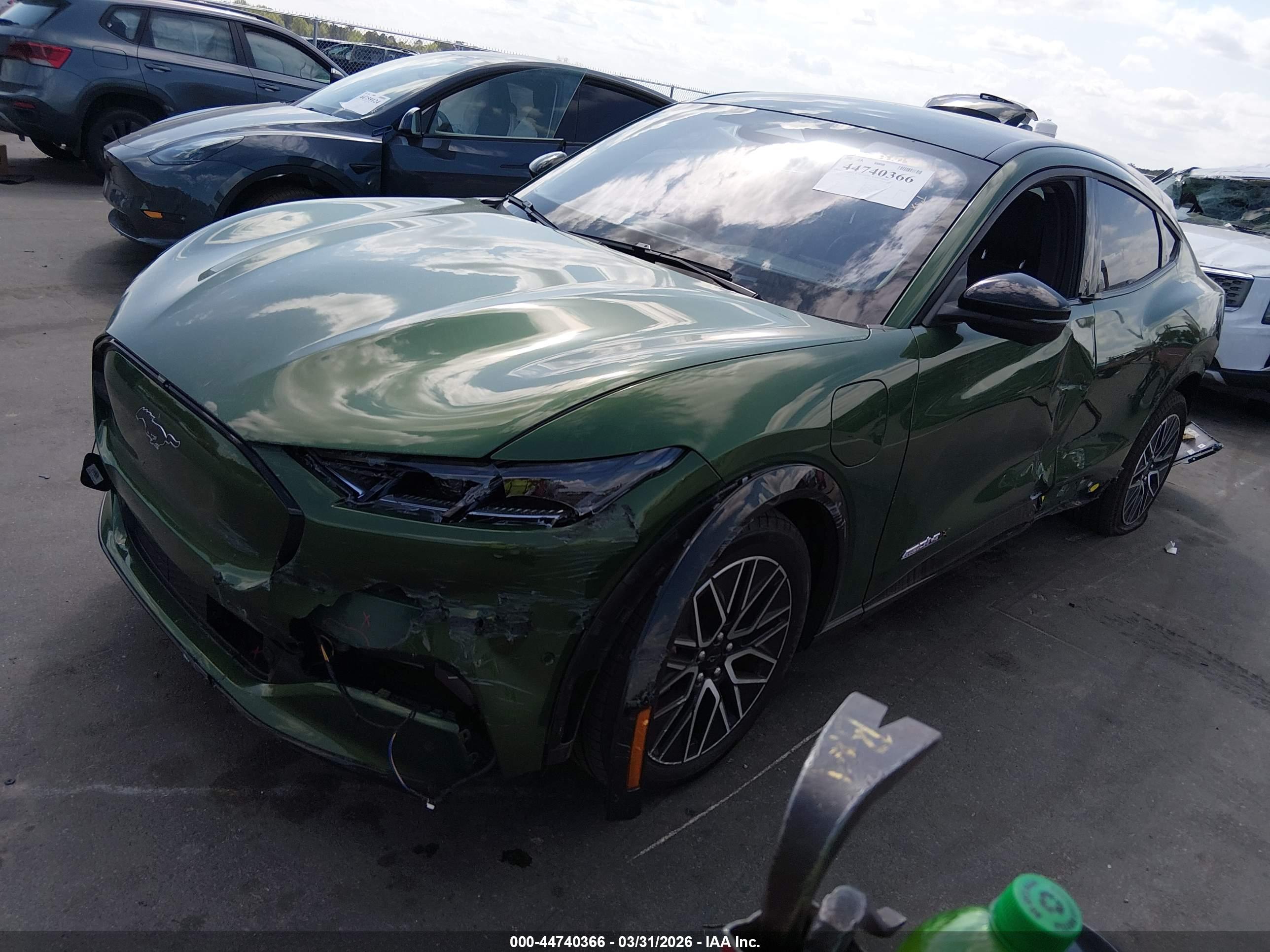 FORD MUSTANG image 2
