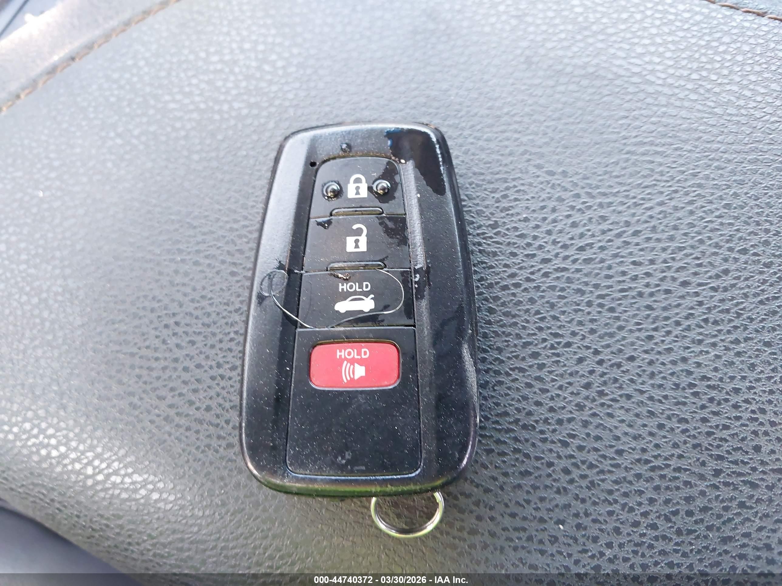 TOYOTA CAMRY image 11