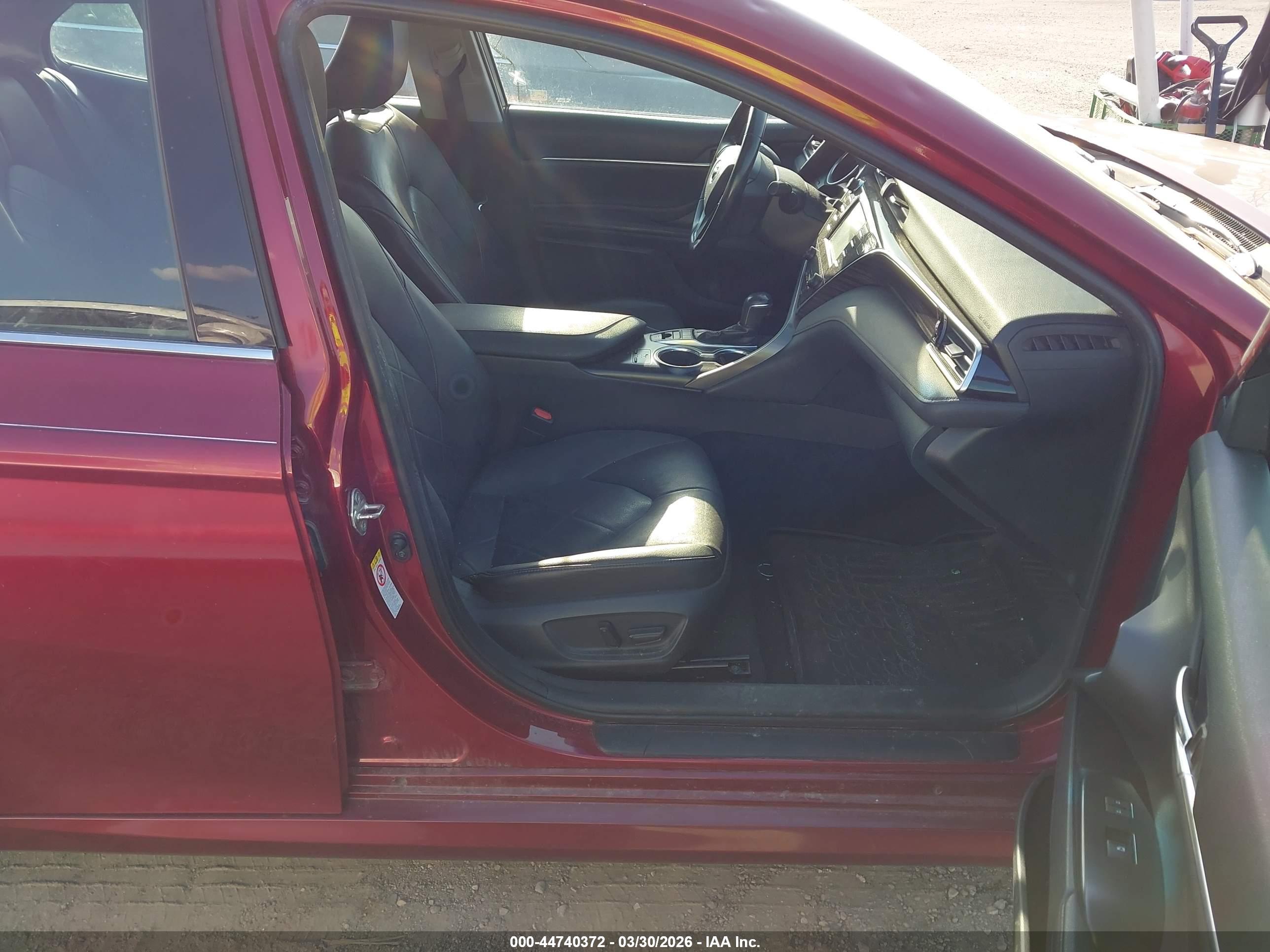 TOYOTA CAMRY image 5