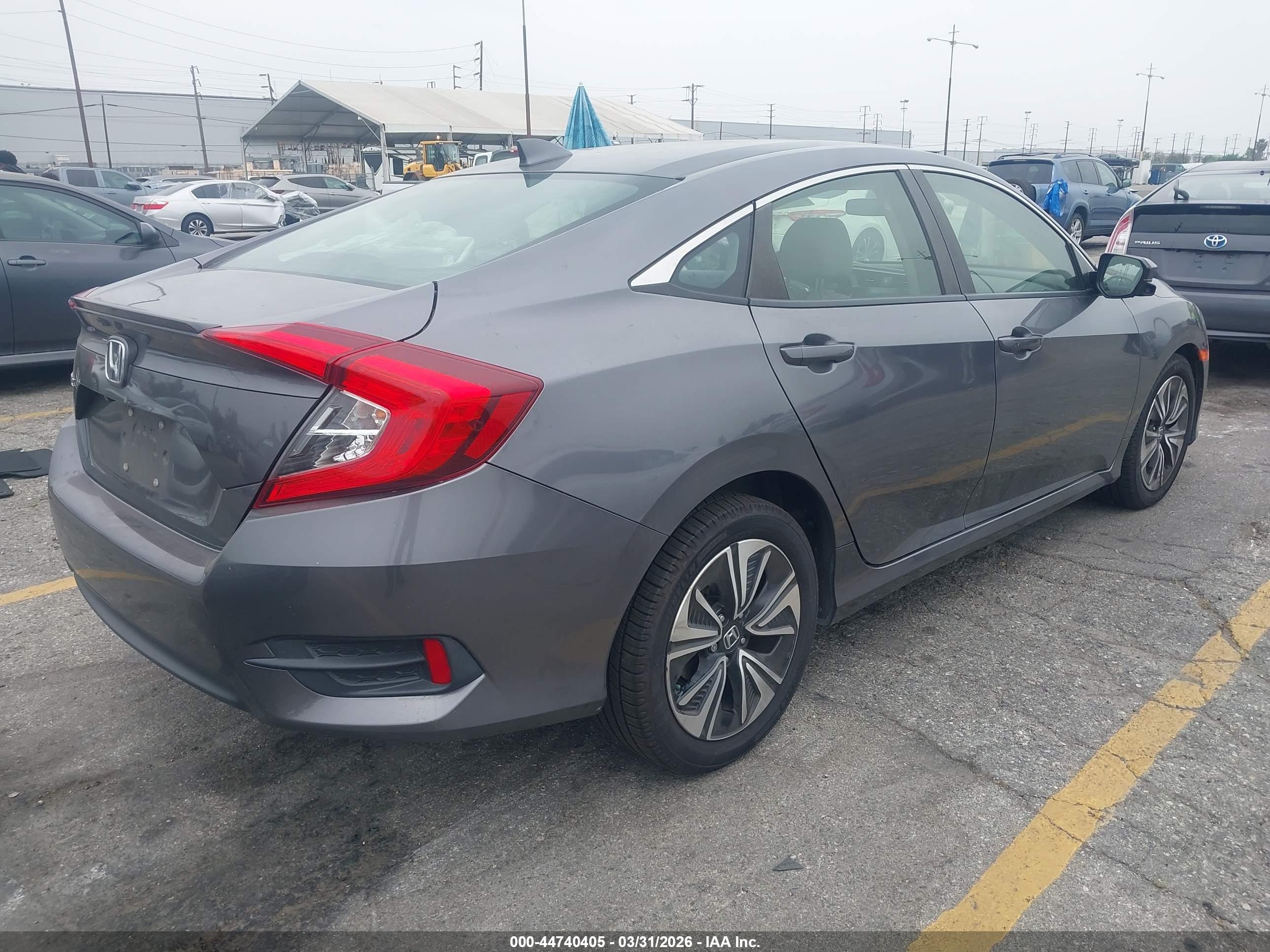 HONDA CIVIC image 4