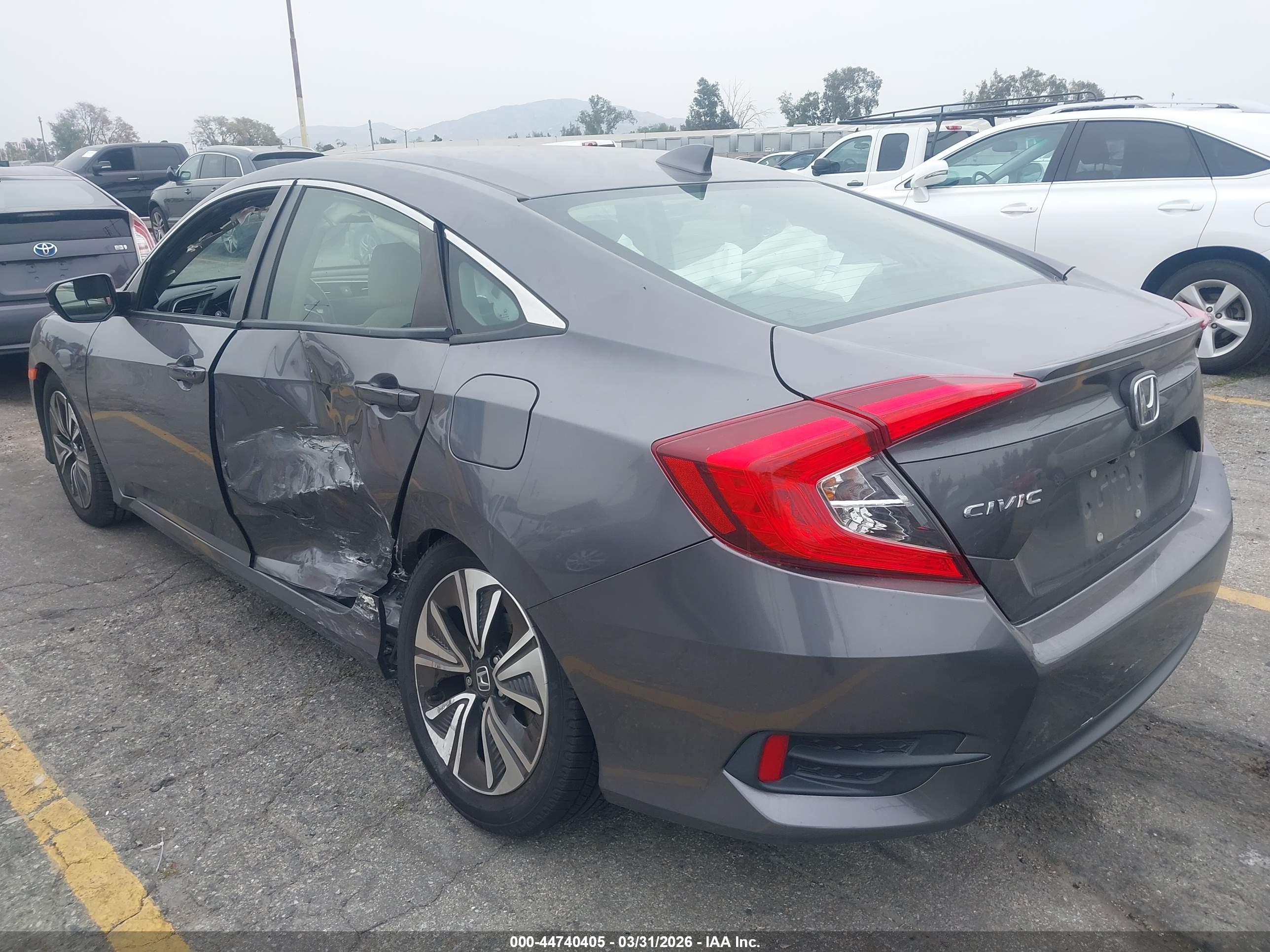 HONDA CIVIC image 6