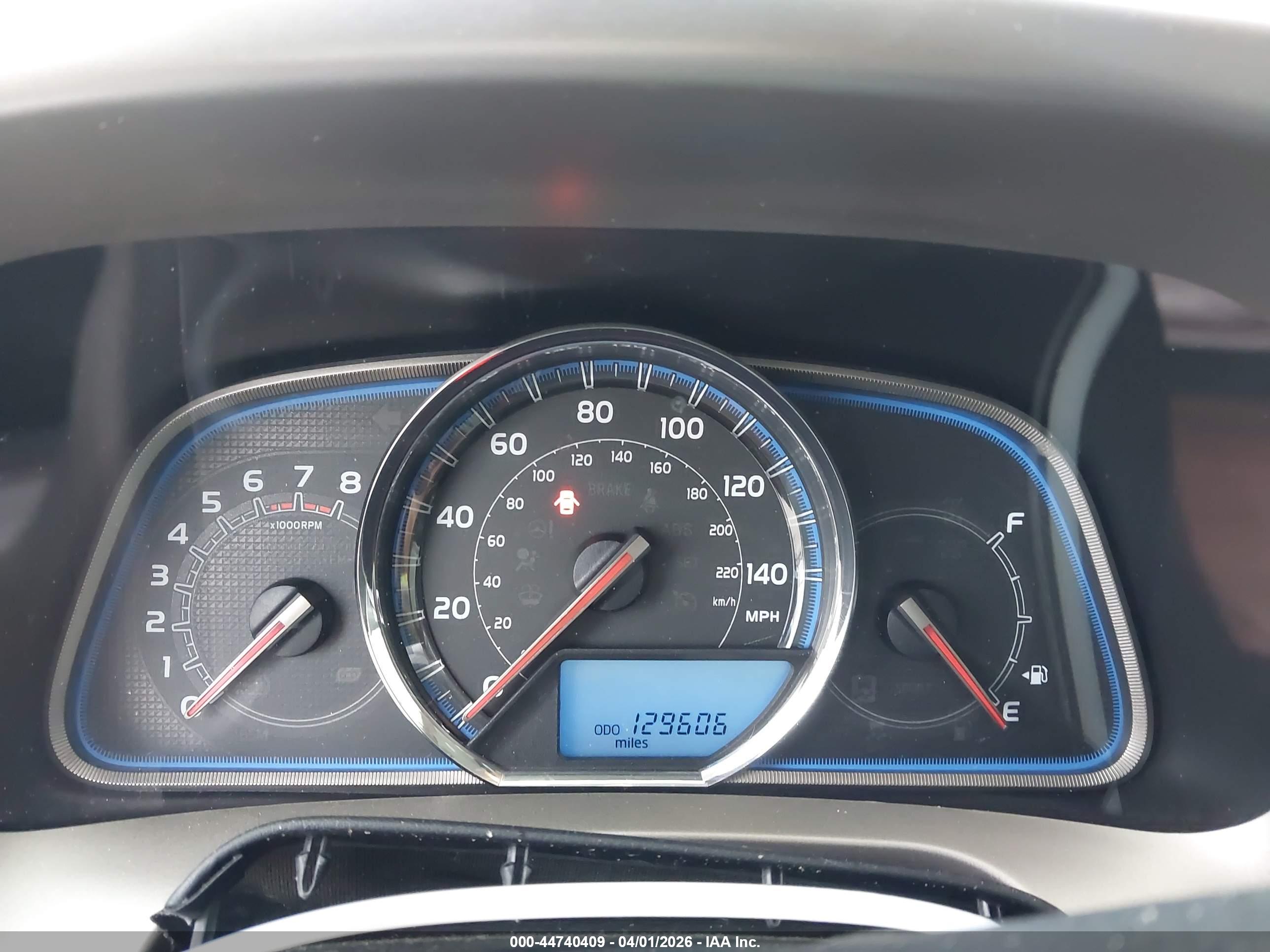 TOYOTA RAV4 image 7