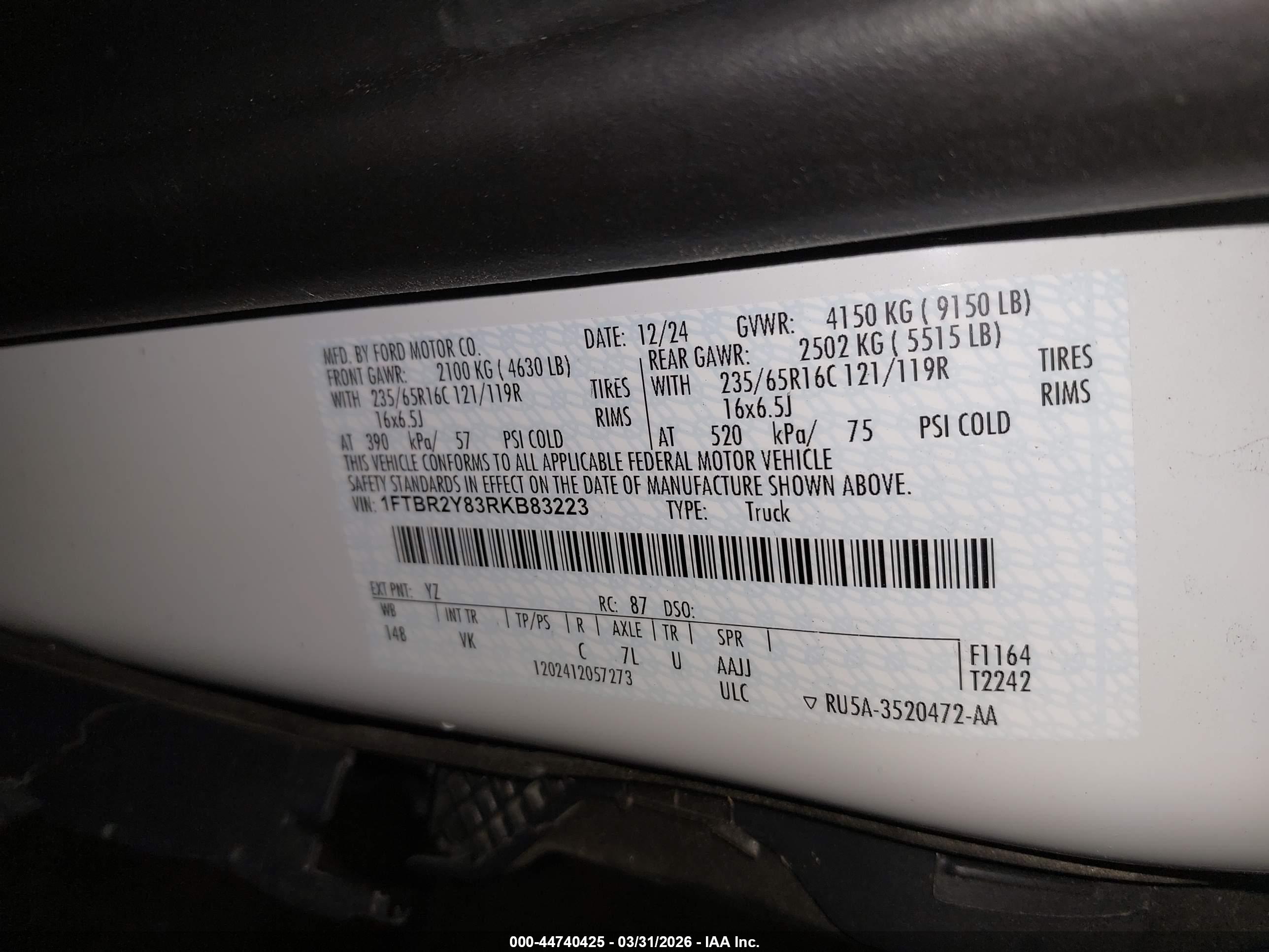 FORD TRANSIT-250 image 9