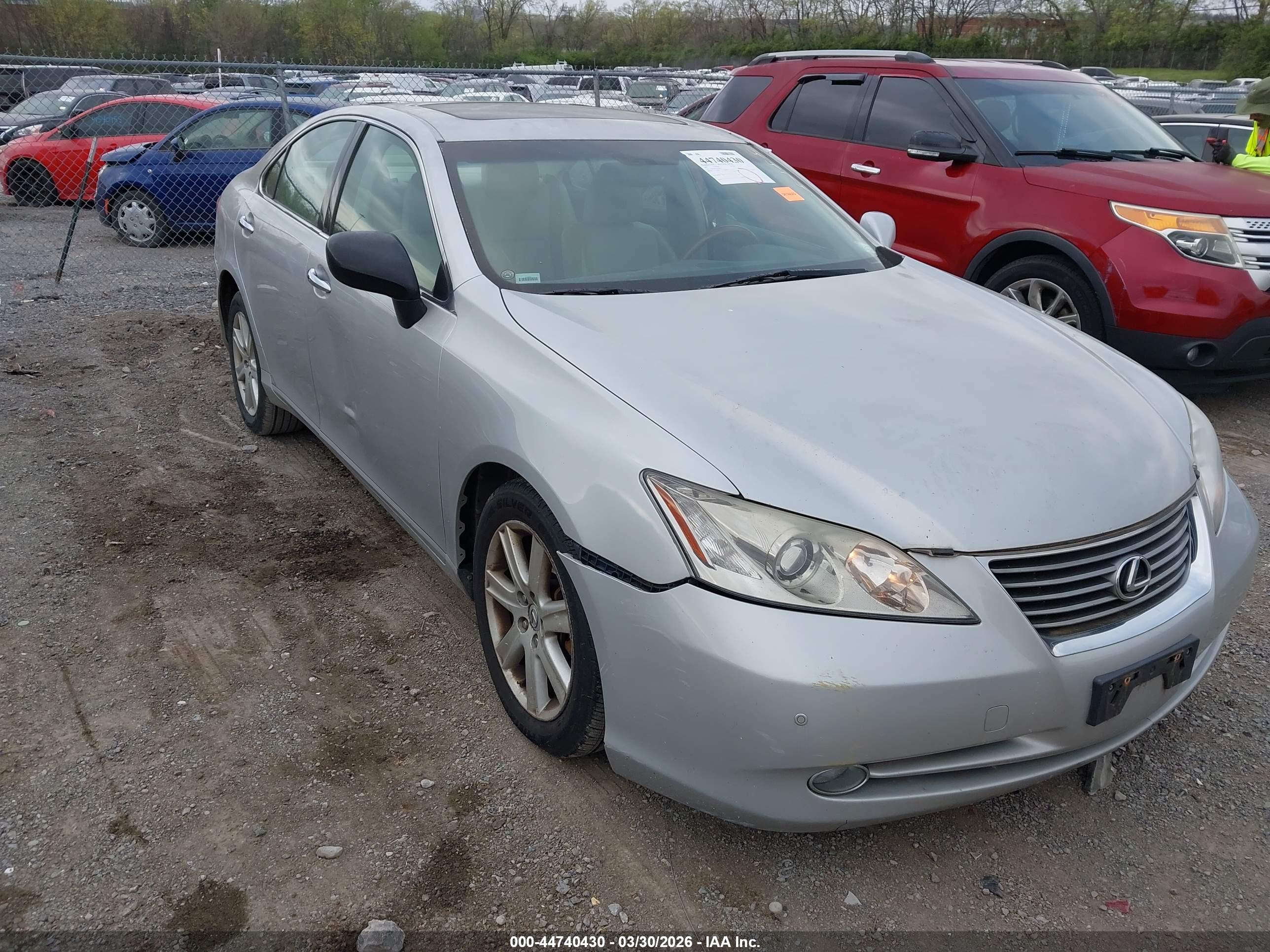 LEXUS ES image 6