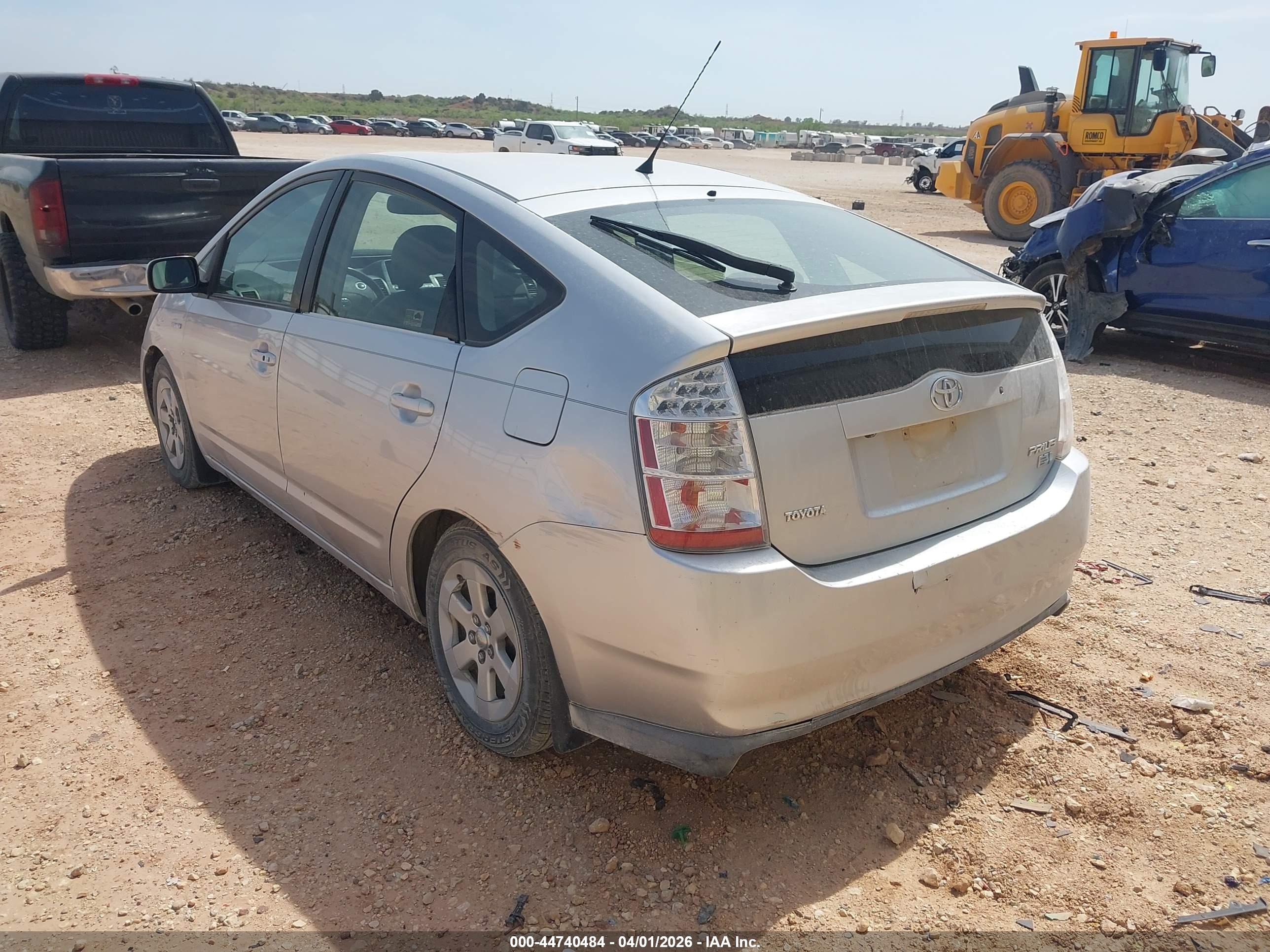 TOYOTA PRIUS image 3