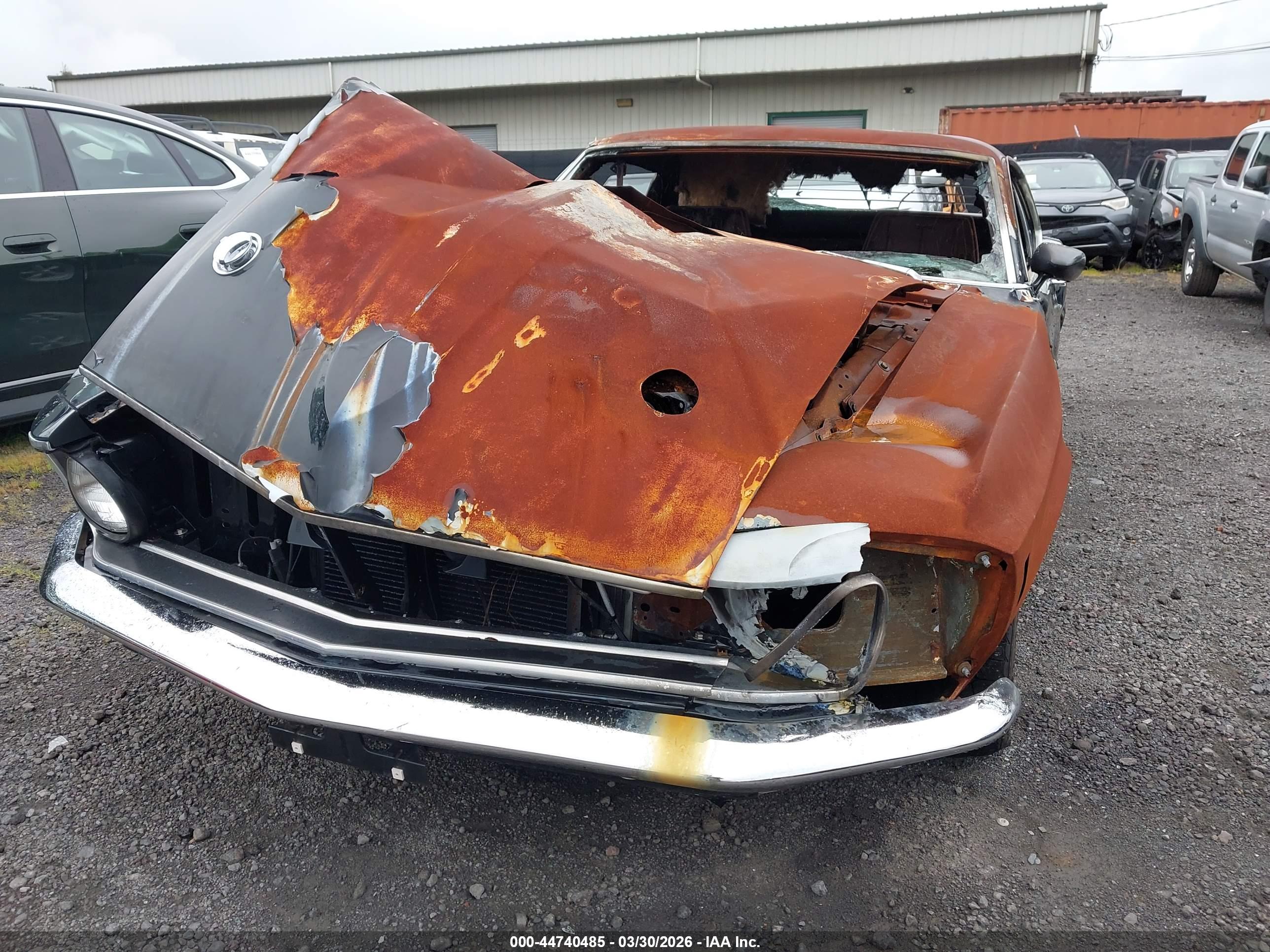FORD MUSTANG image 6