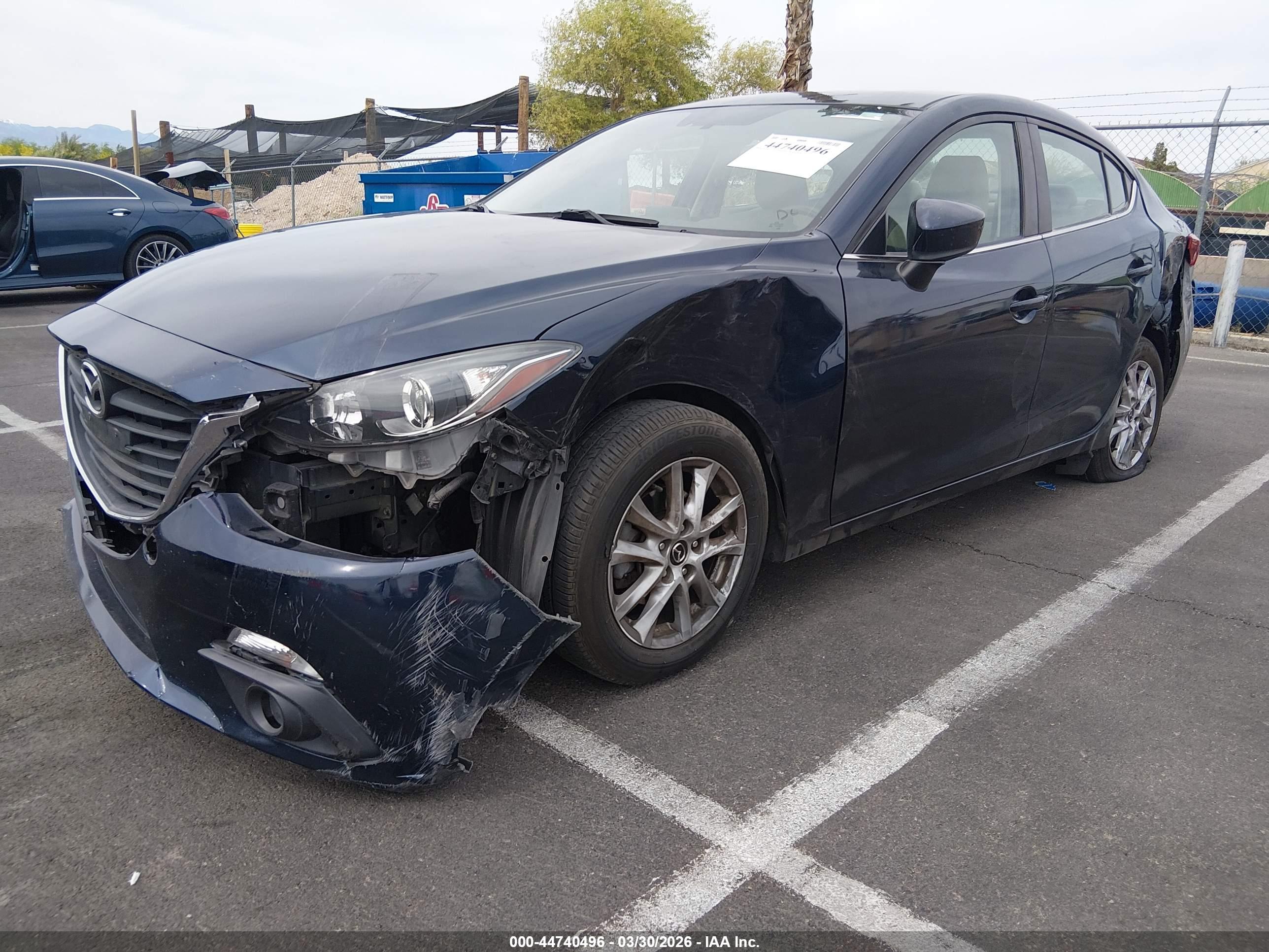 MAZDA MAZDA3 image 2