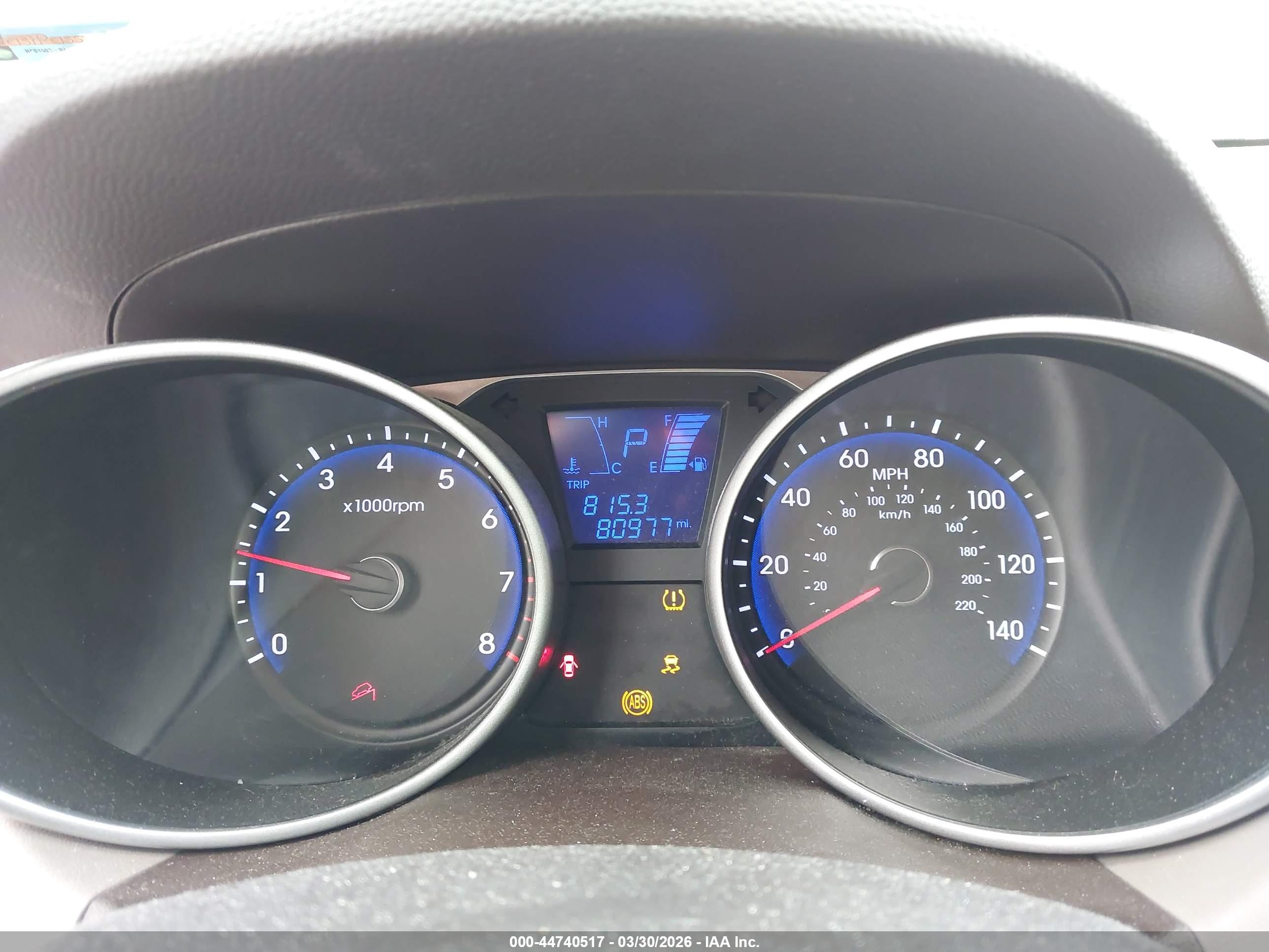 HYUNDAI TUCSON image 7