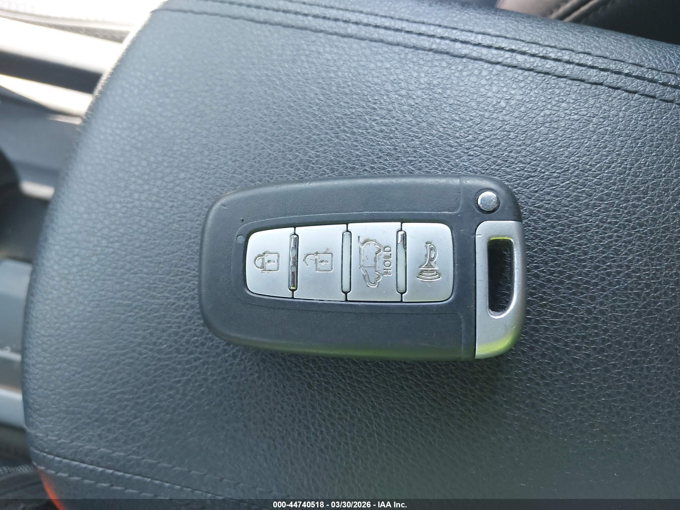 KIA SPORTAGE image 11