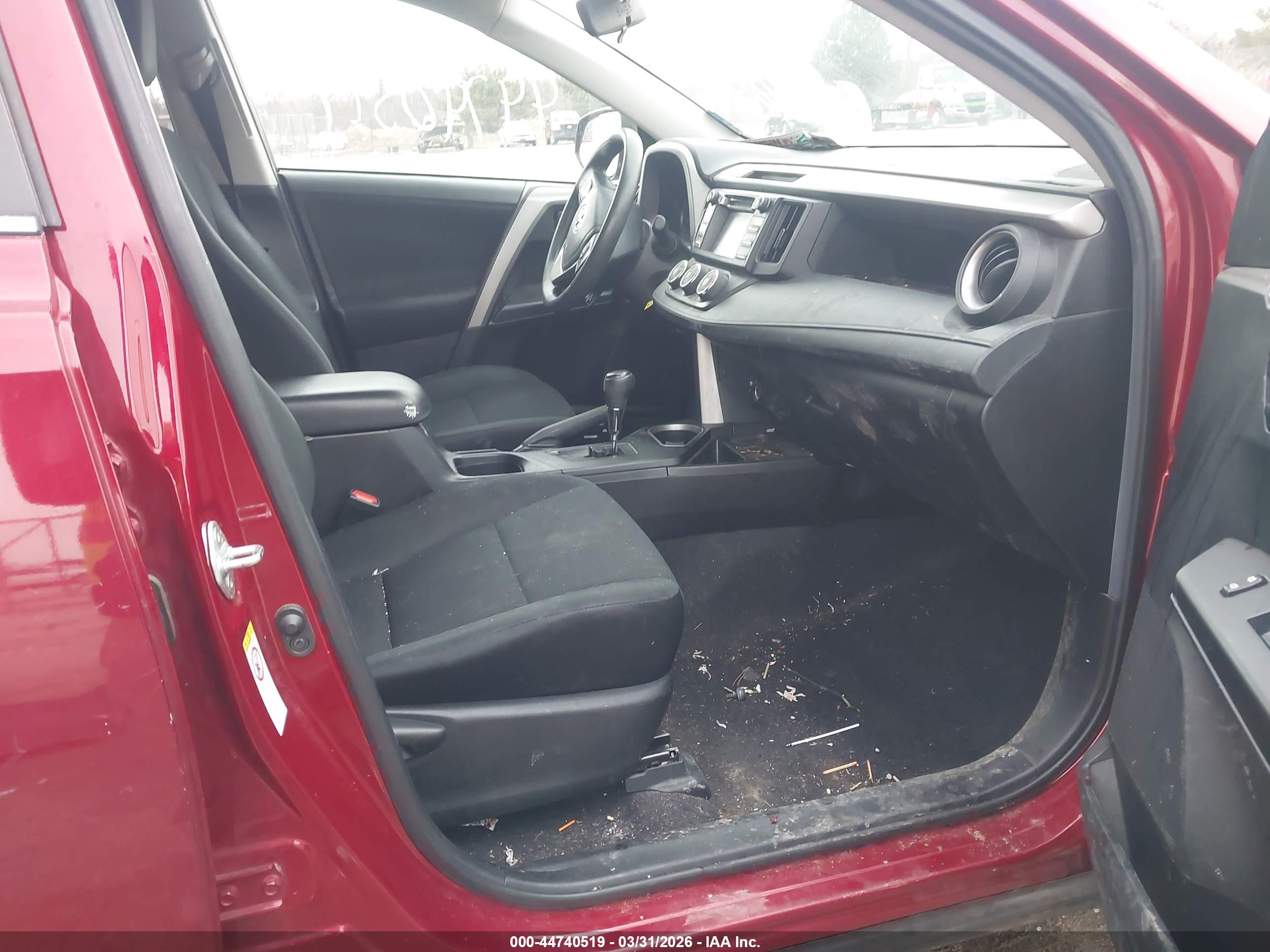 TOYOTA RAV4 image 5