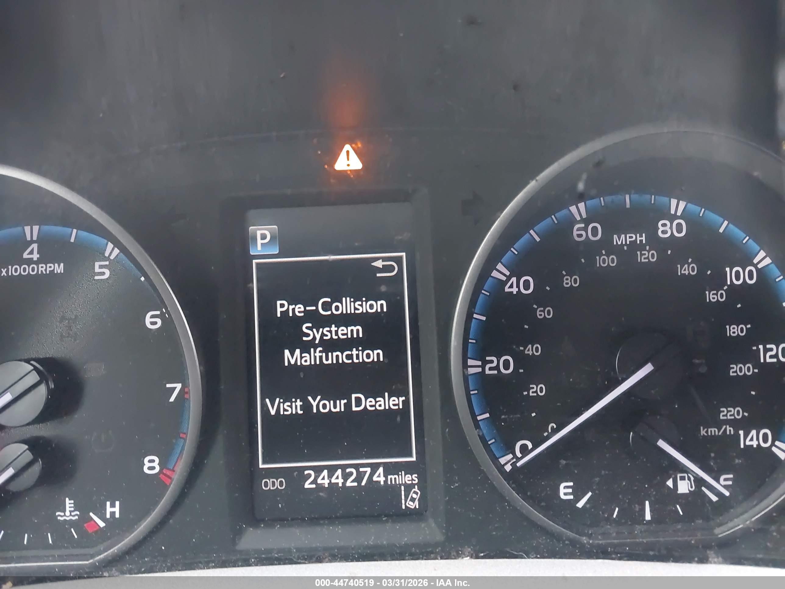 TOYOTA RAV4 image 7