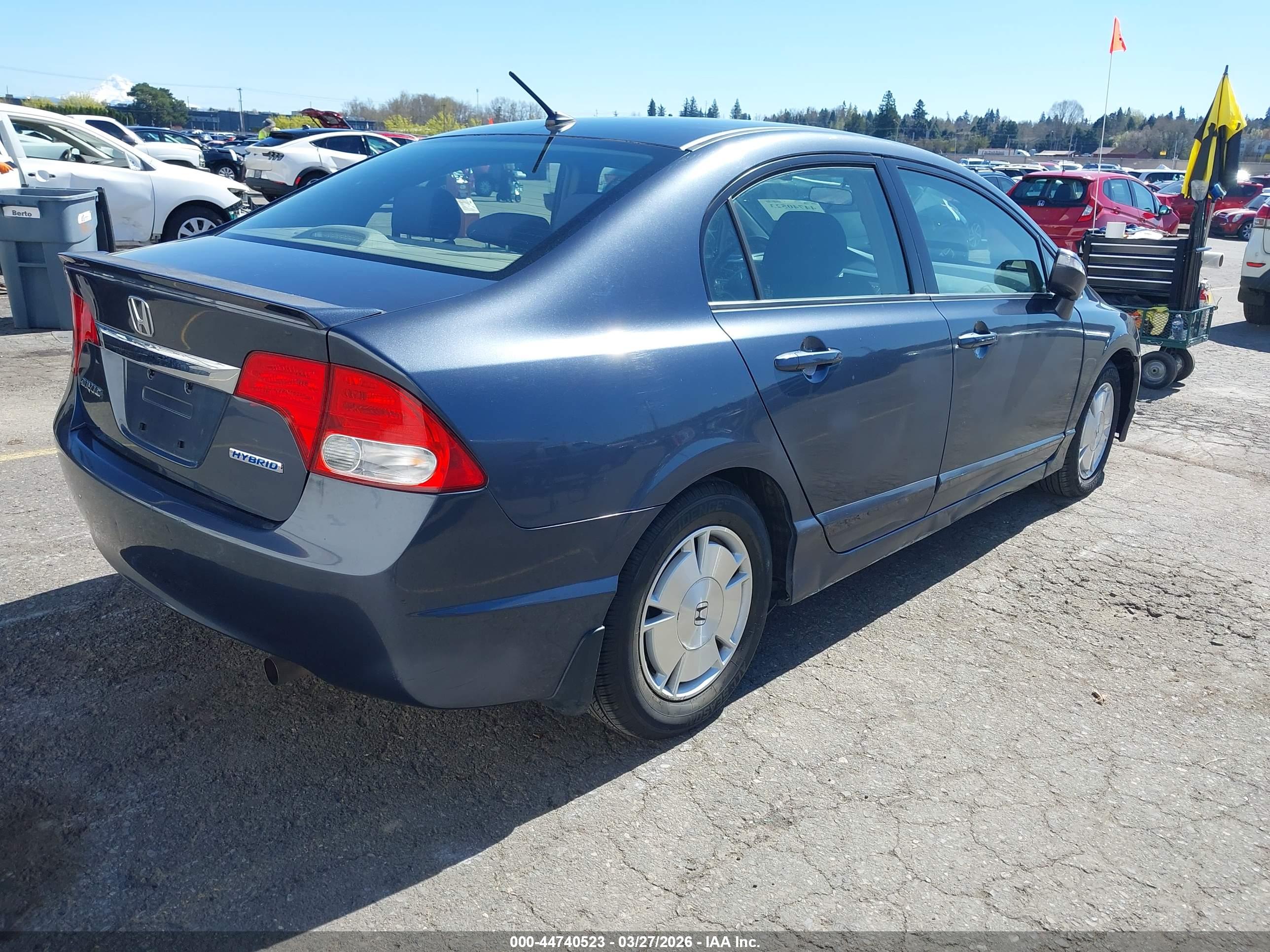 HONDA CIVIC image 4