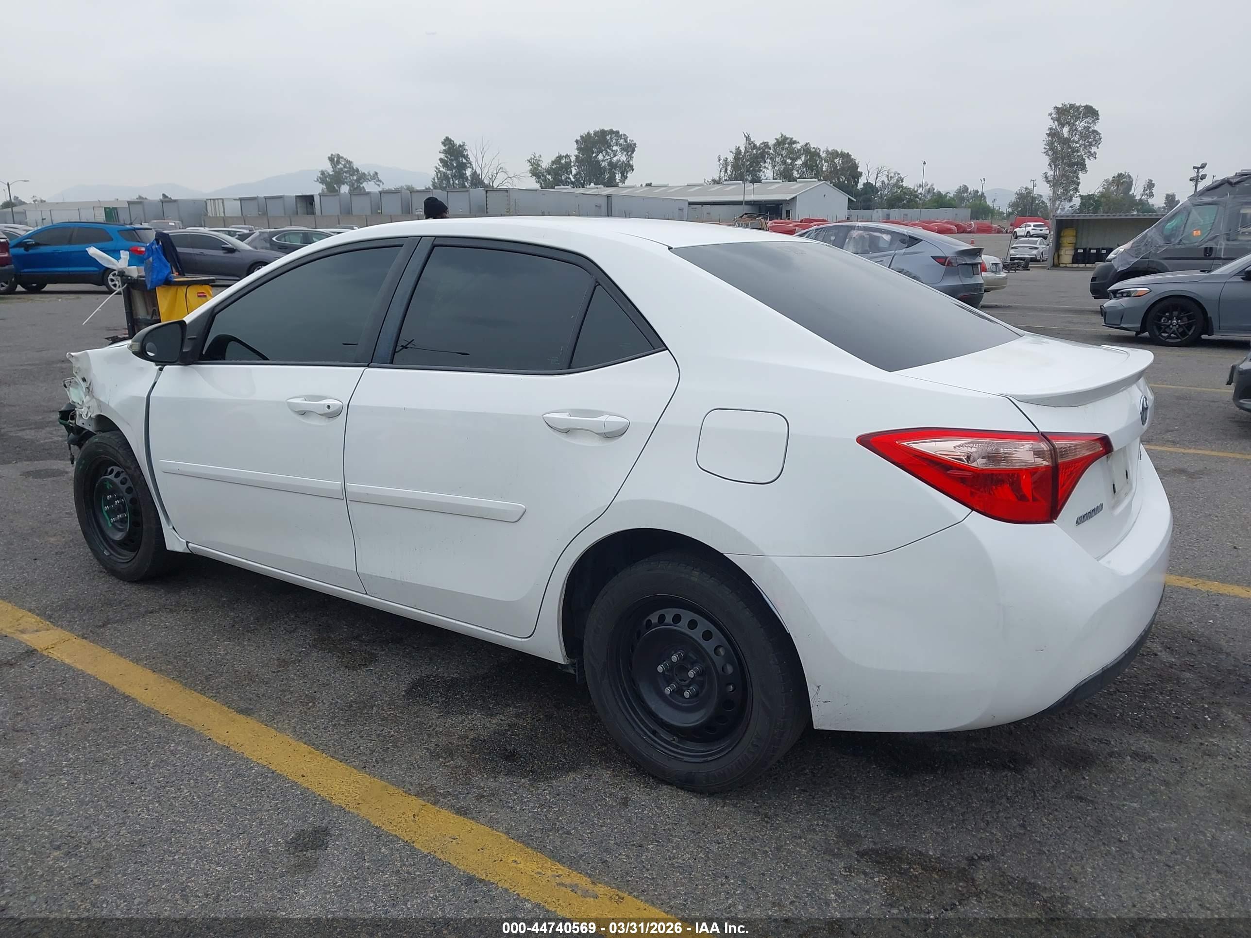 TOYOTA COROLLA image 3
