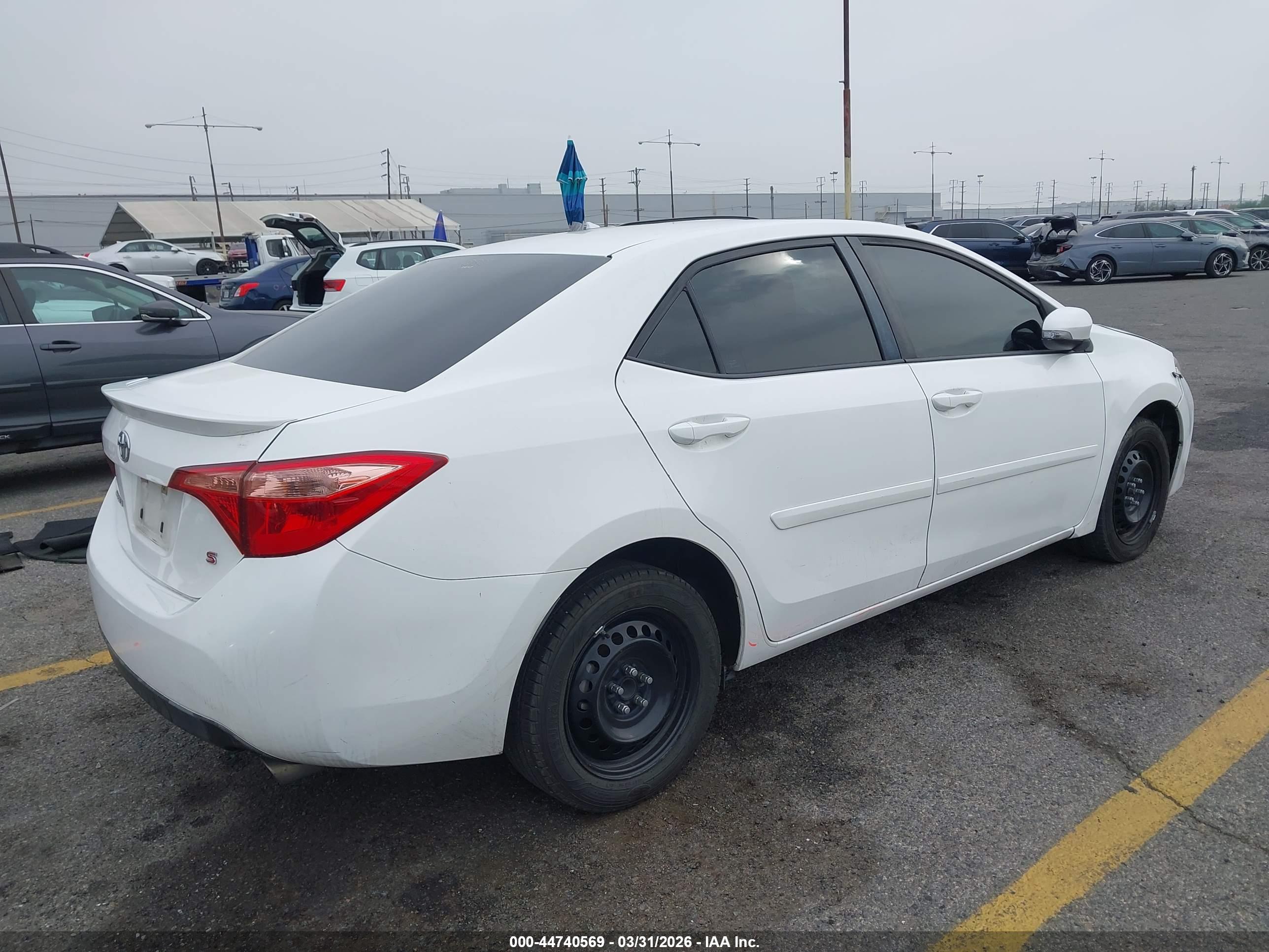 TOYOTA COROLLA image 4