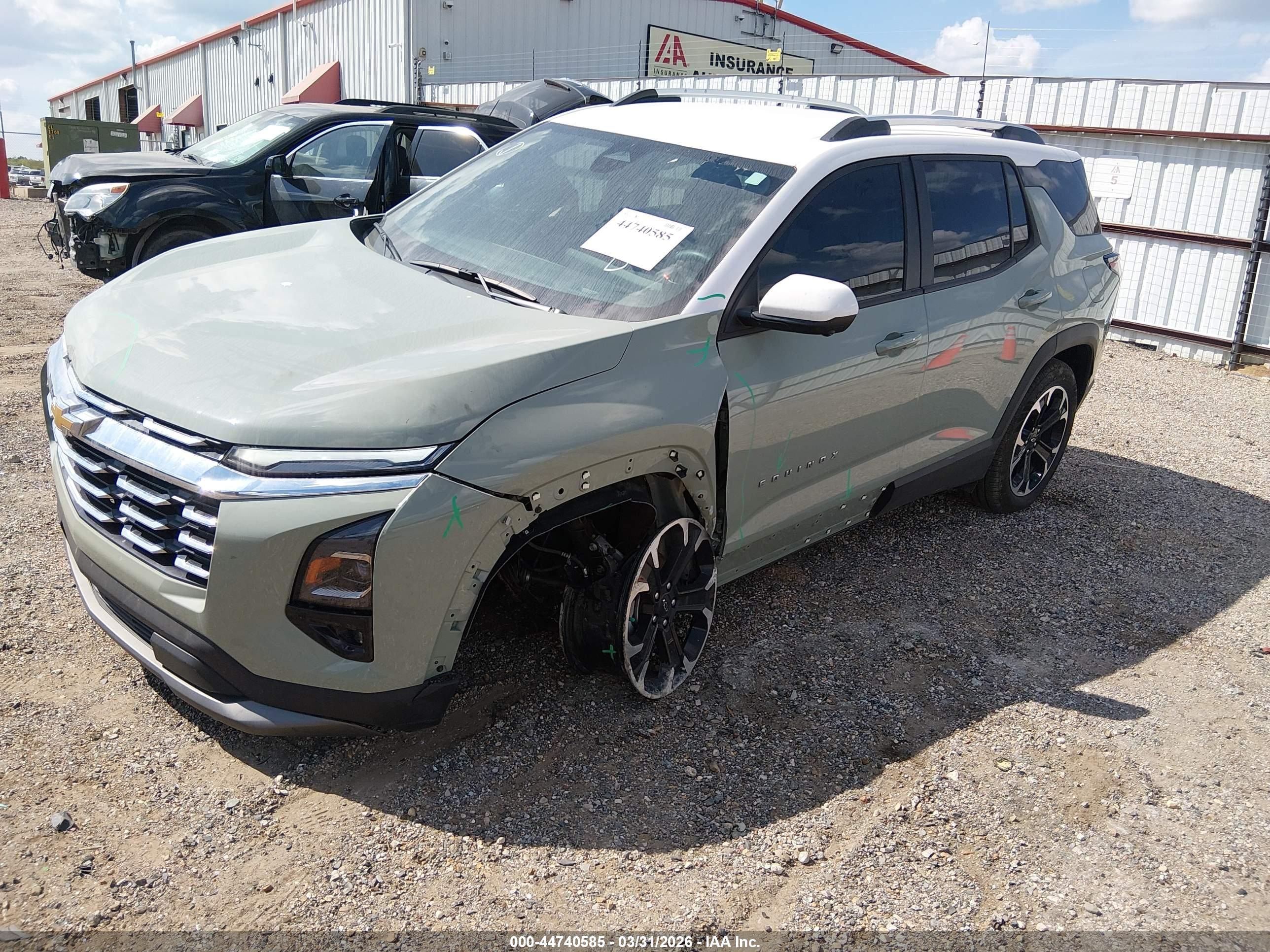 CHEVROLET EQUINOX image 2