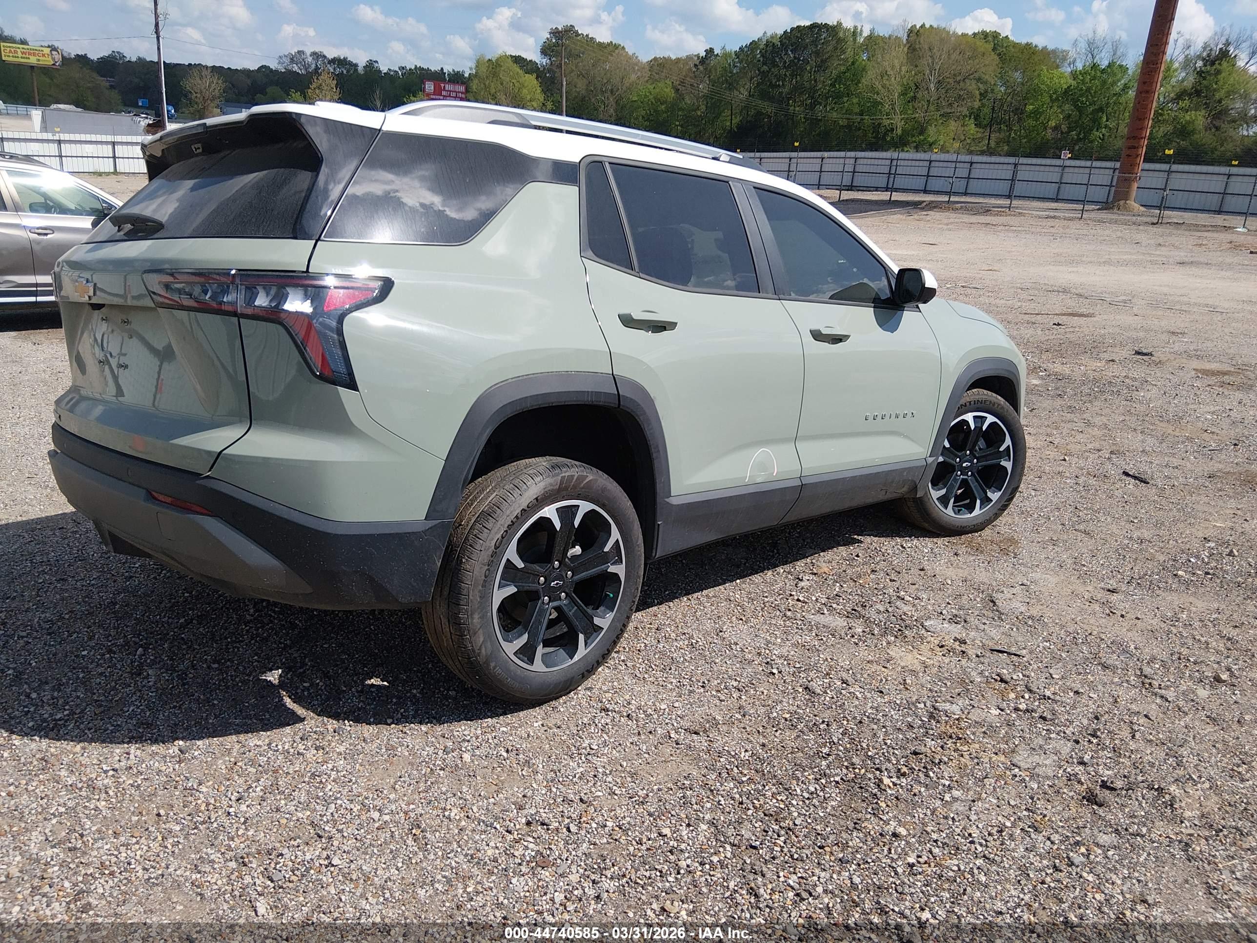 CHEVROLET EQUINOX image 4