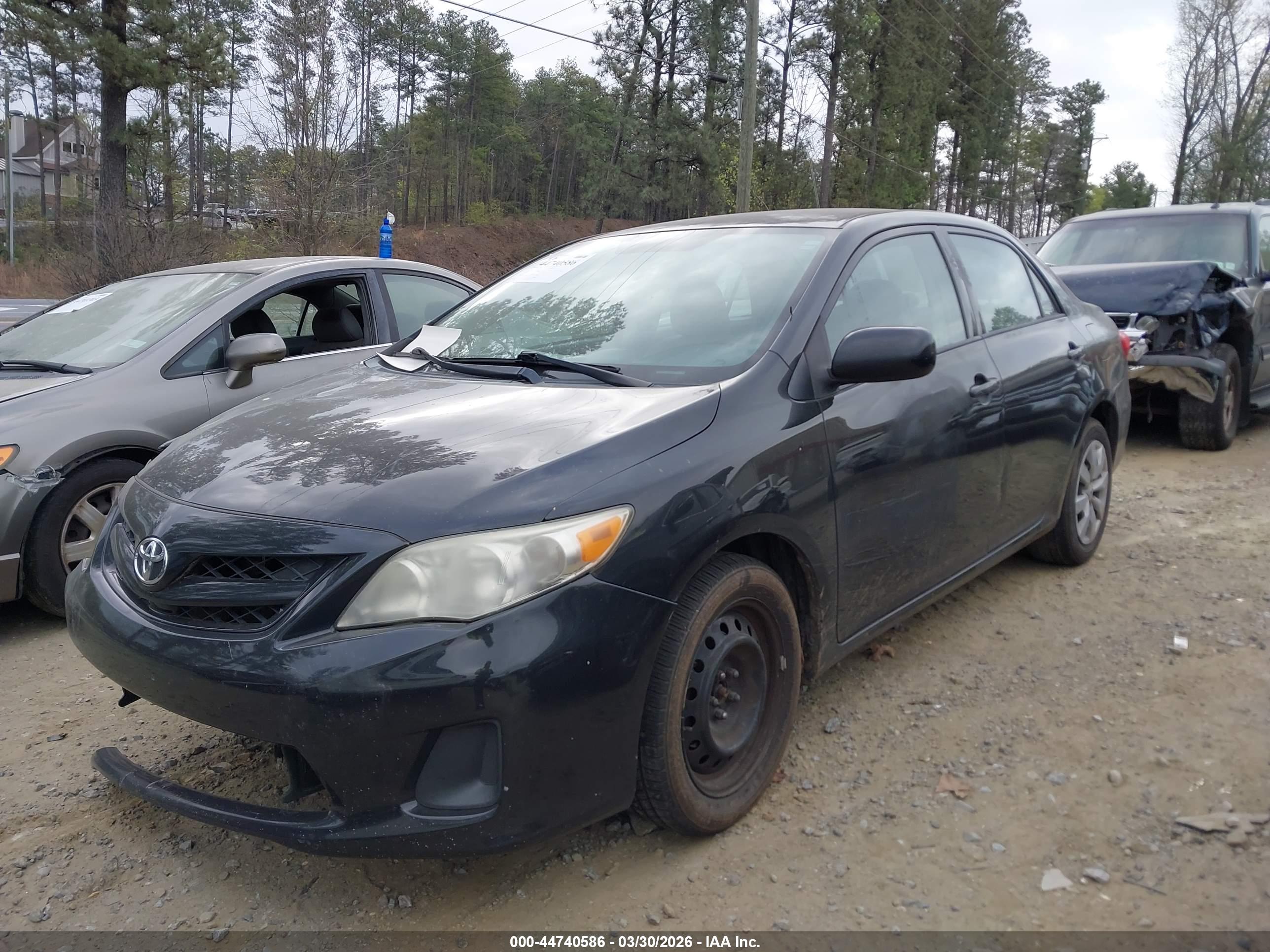 TOYOTA COROLLA image 2